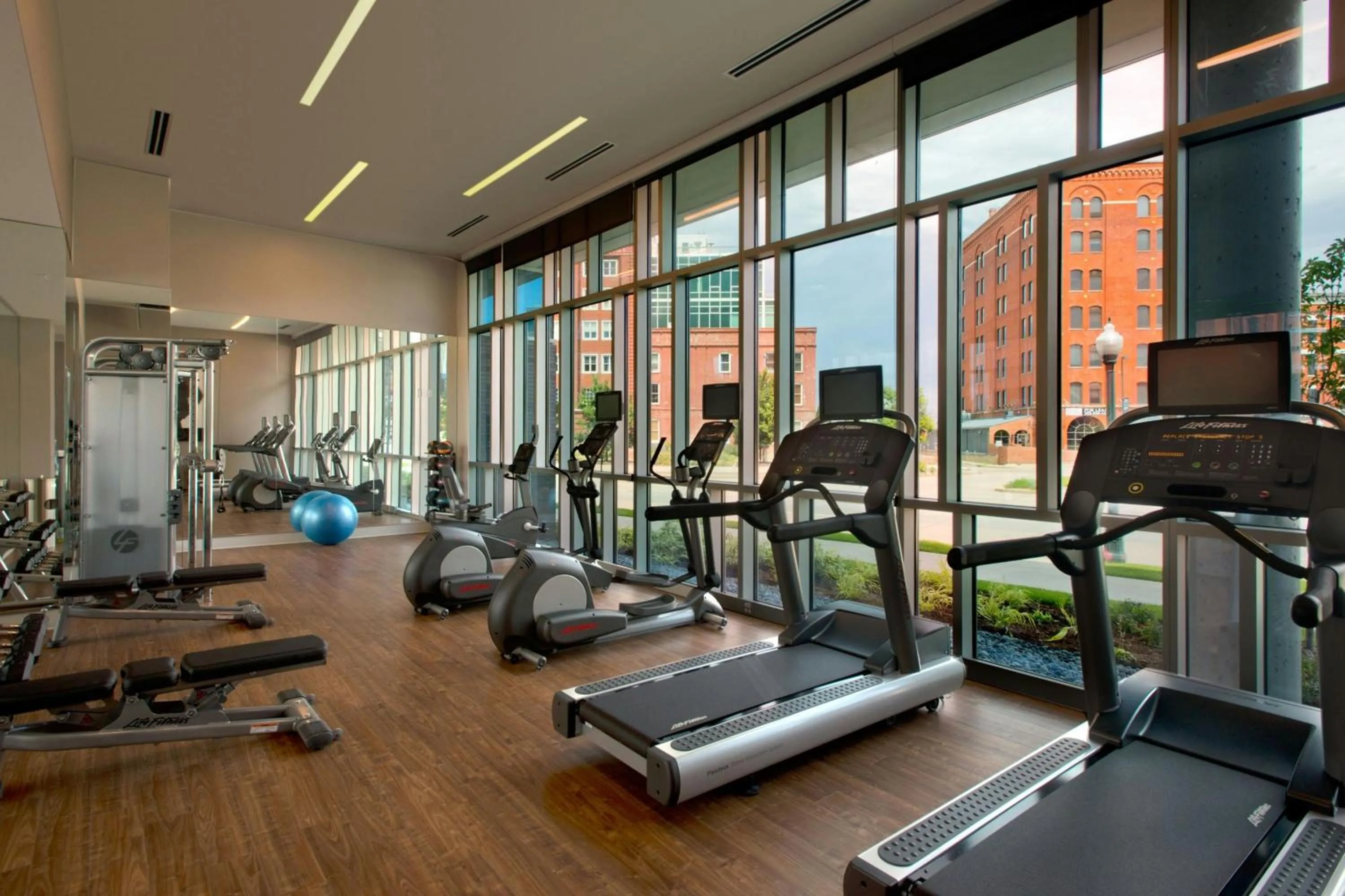 Fitness centre/facilities in SpringHill Suites by Marriott Denver Downtown