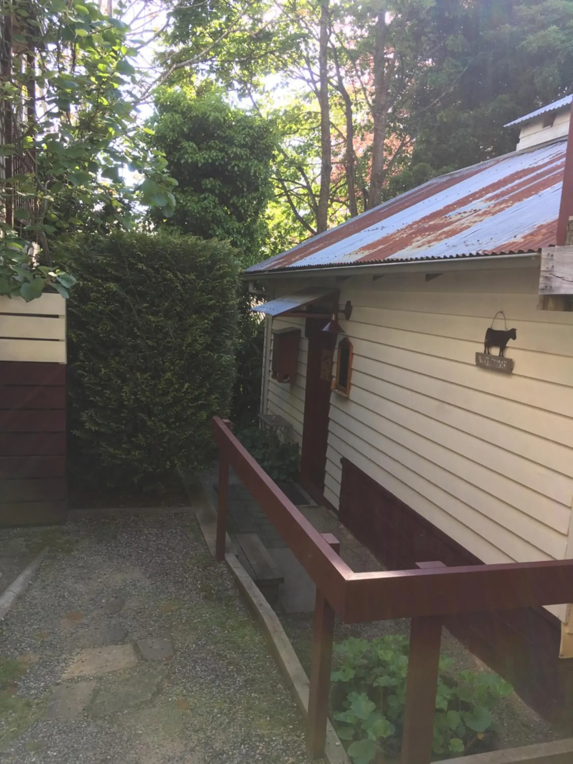 Cottage - single occupancy in Stone's Throw Cottage Bed and Breakfast Cottage - single occupancy in Stone's Throw Cottage Bed and Breakfast