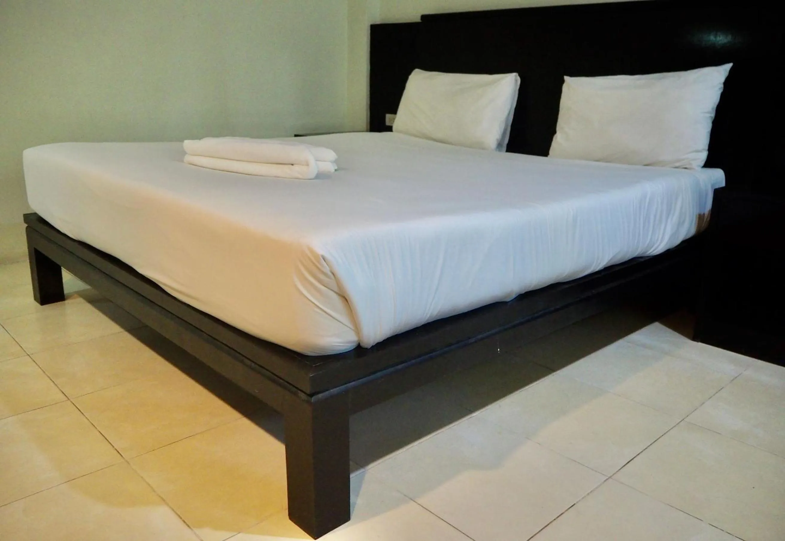 Photo of the whole room, Bed in Orm Thong Hotel - SHA Plus