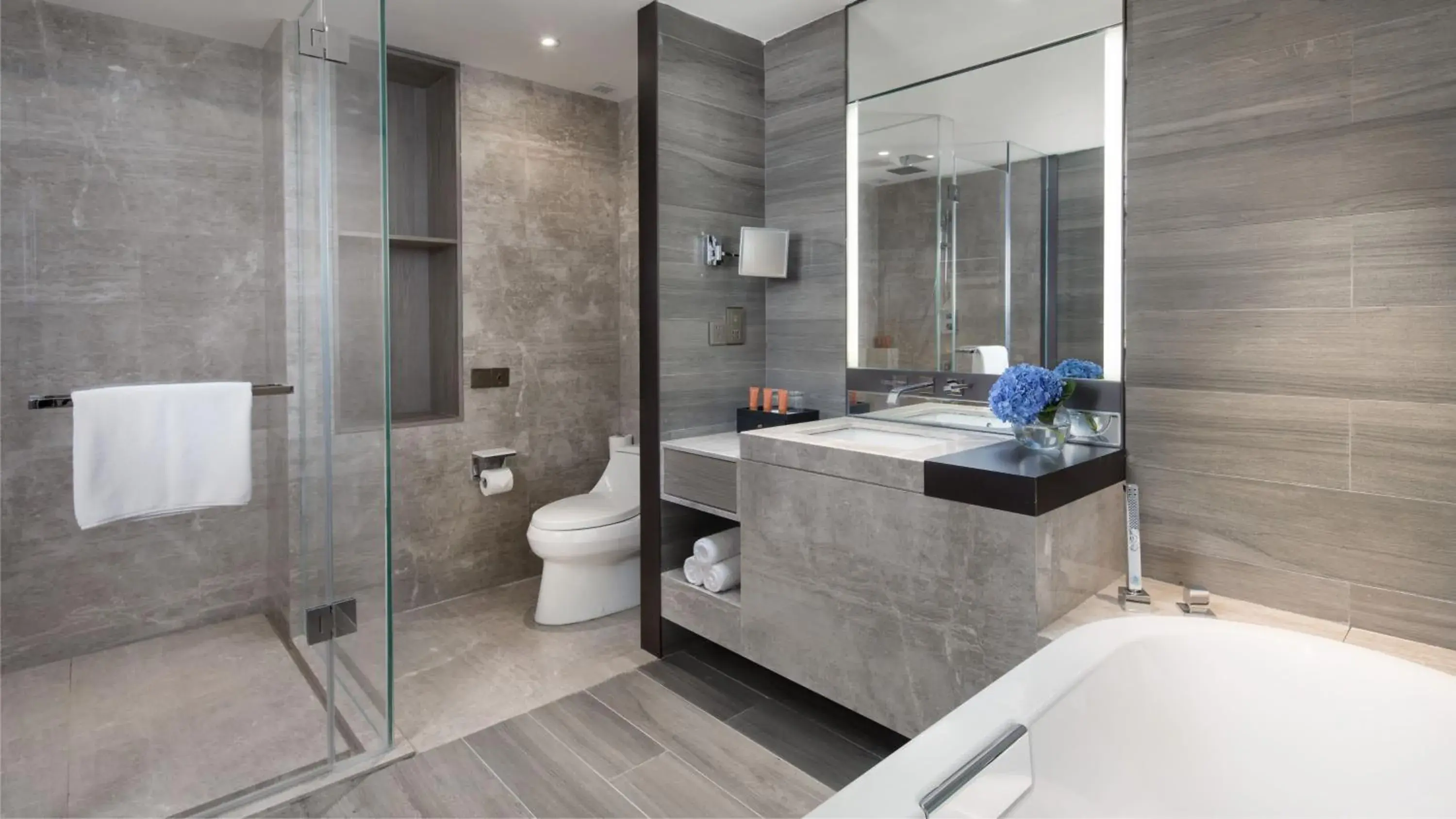 Photo of the whole room in Crowne Plaza Deqing Moganshan by IHG Photo of the whole room in Crowne Plaza Deqing Moganshan by IHG