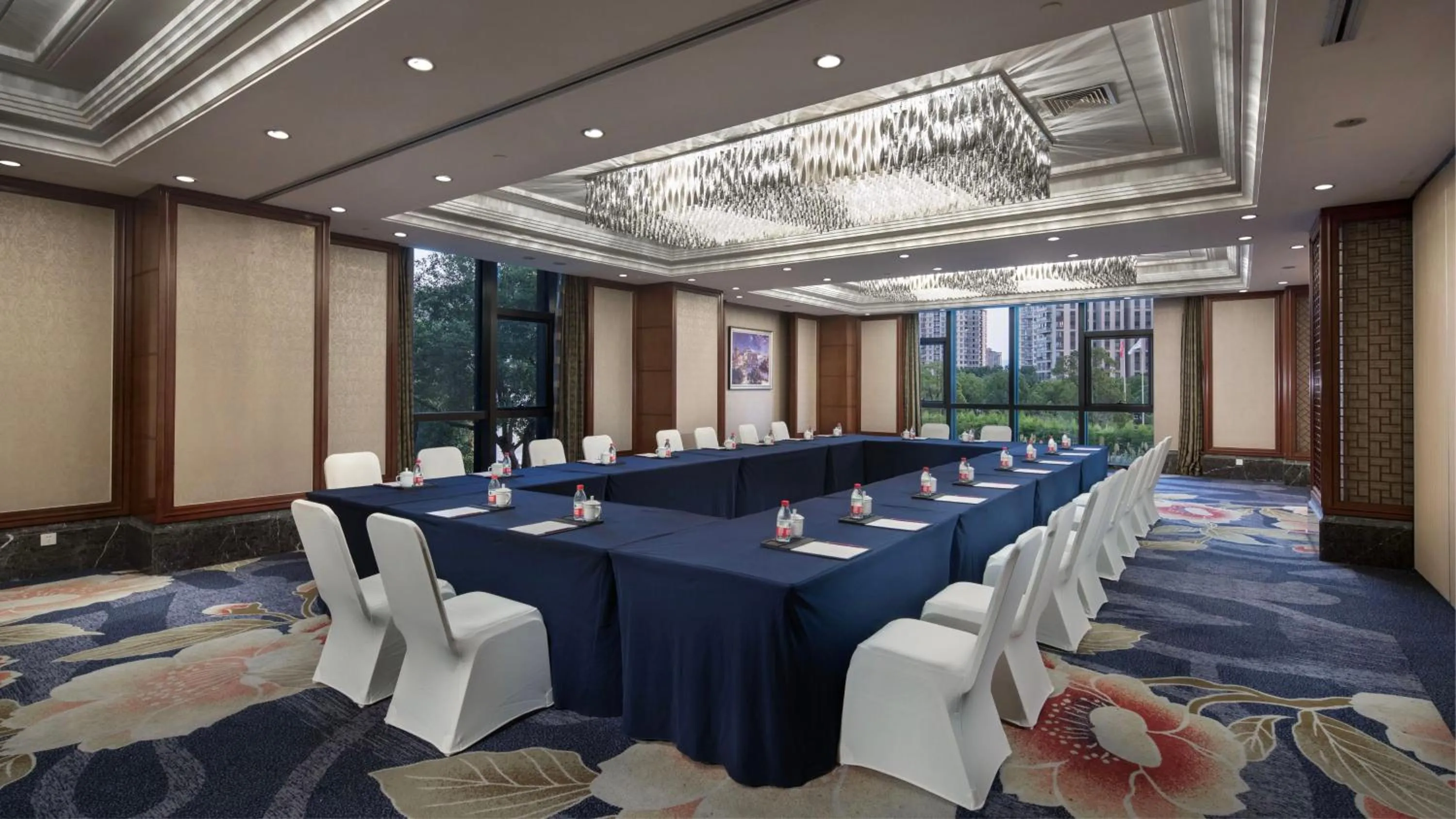 Meeting/conference room in Crowne Plaza Deqing Moganshan by IHG