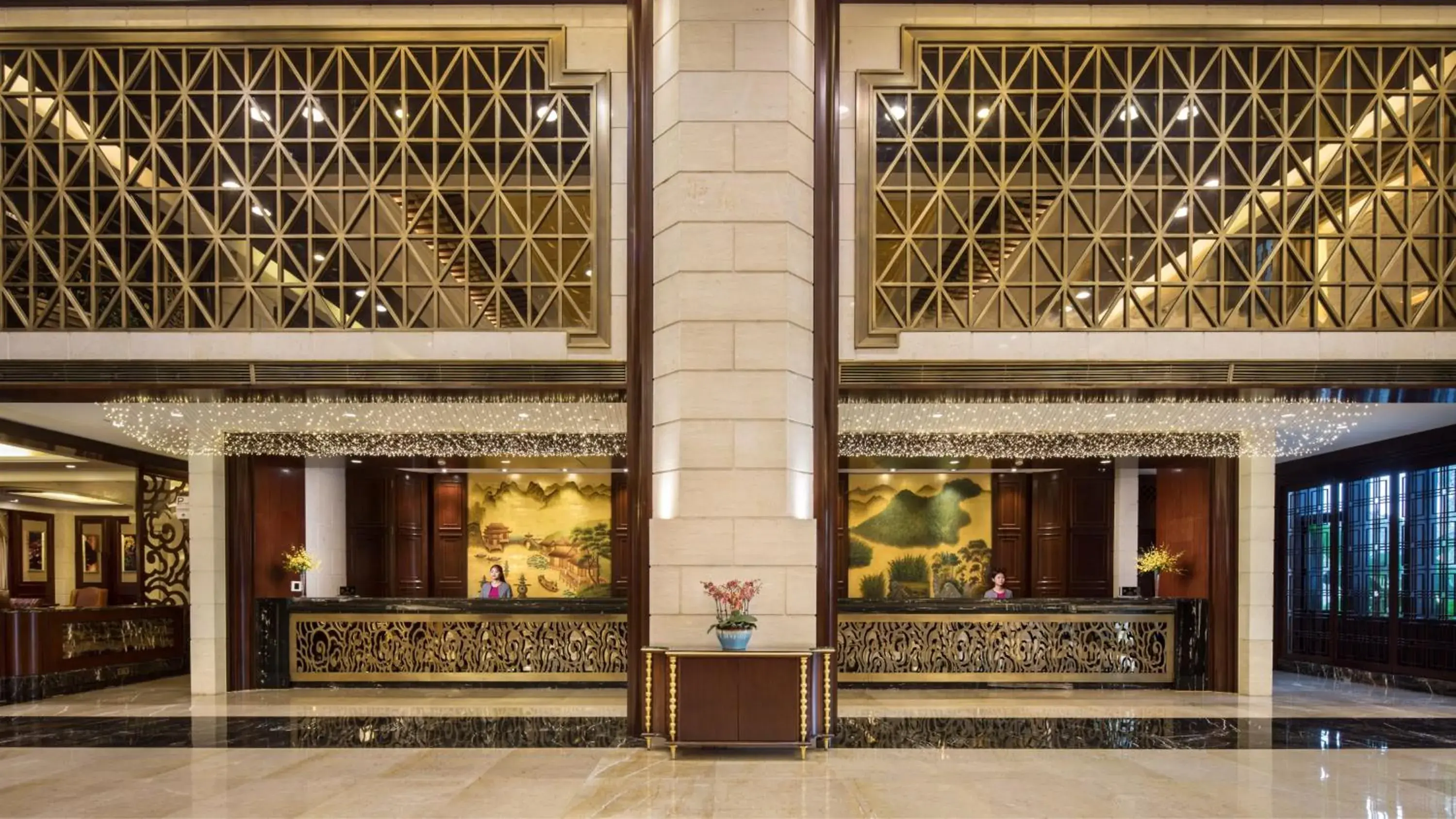 Property building in Crowne Plaza Deqing Moganshan by IHG Property building in Crowne Plaza Deqing Moganshan by IHG