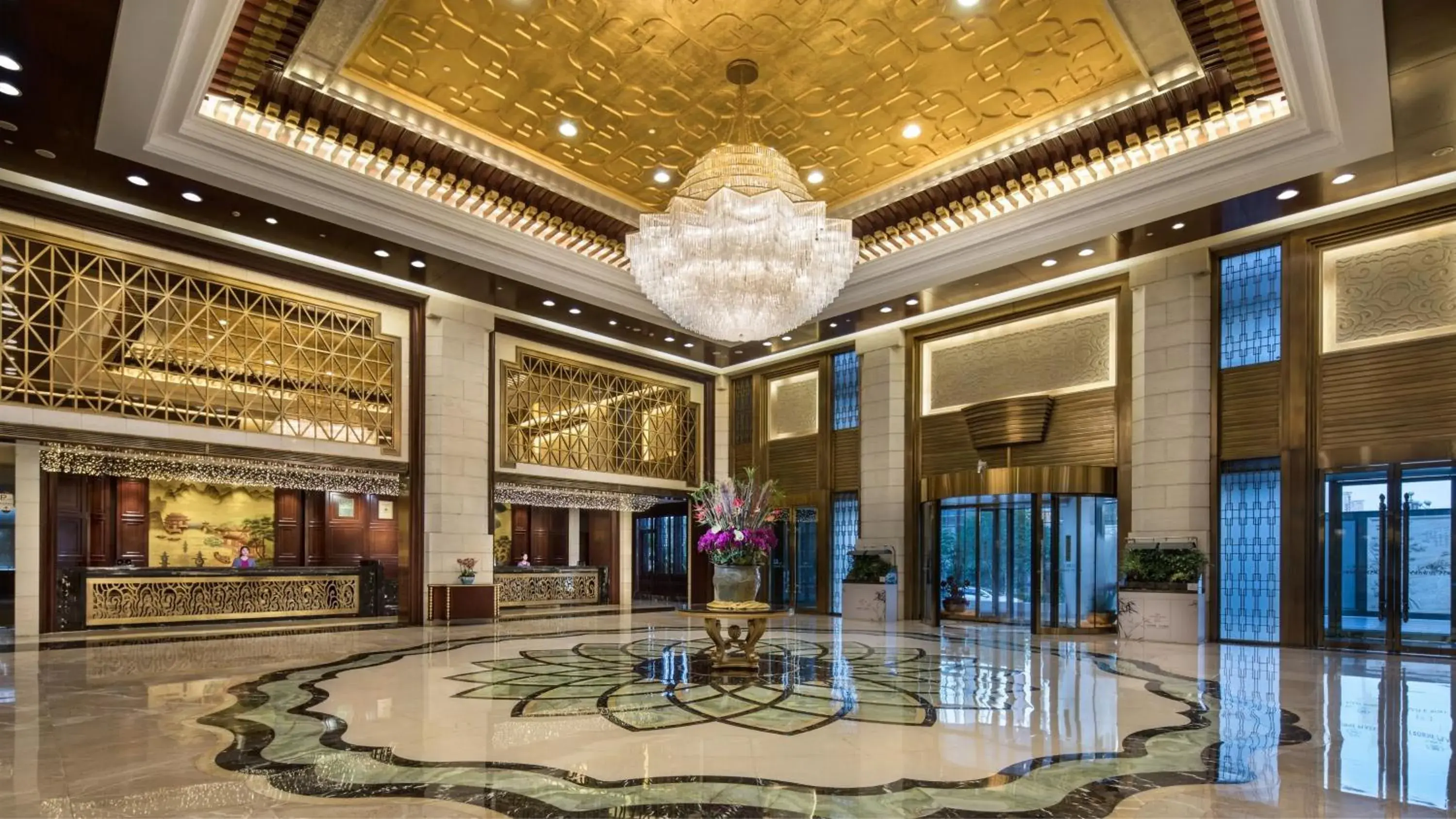 Property building in Crowne Plaza Deqing Moganshan by IHG Property building in Crowne Plaza Deqing Moganshan by IHG