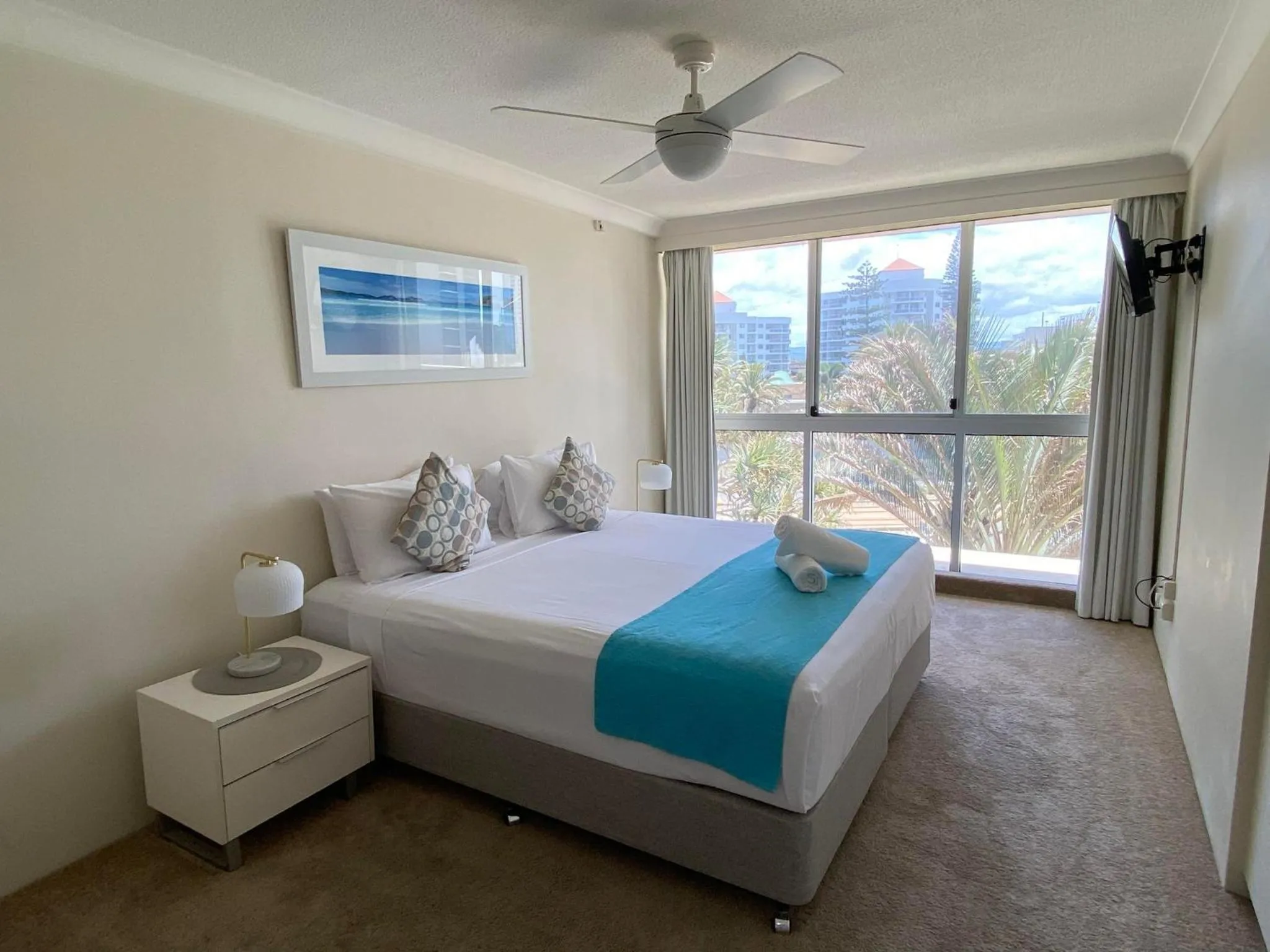 Bedroom, Bed in Hi Surf Beachfront Resort Apartments OFFICIAL SITE