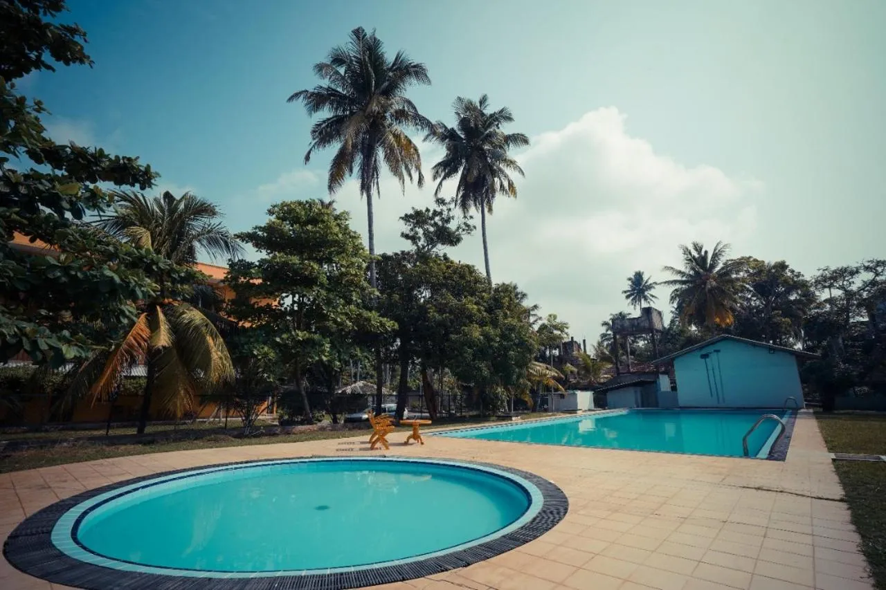  in Reef Garden Hotel