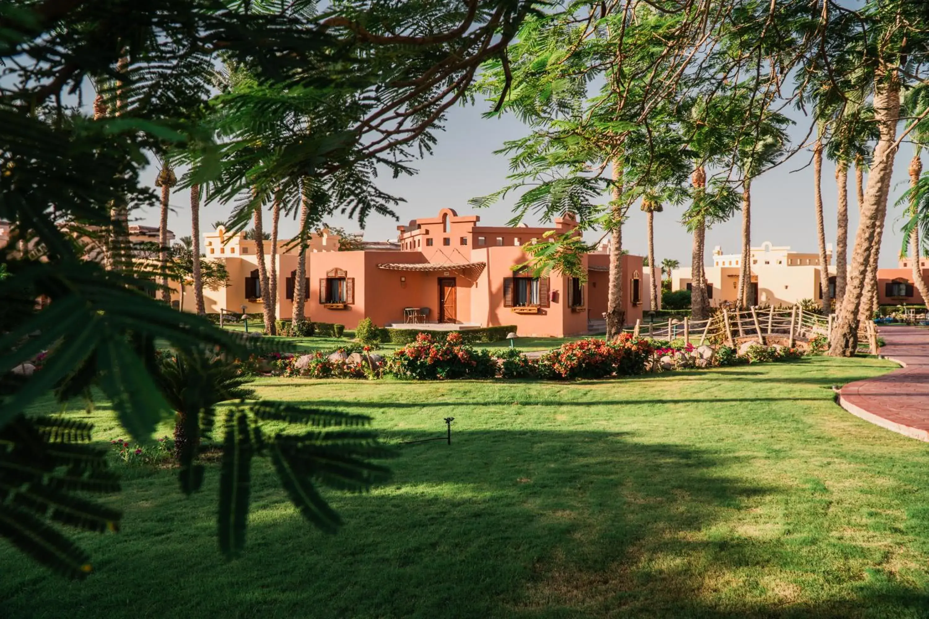 Garden, Property Building in Nubian Island Hotel