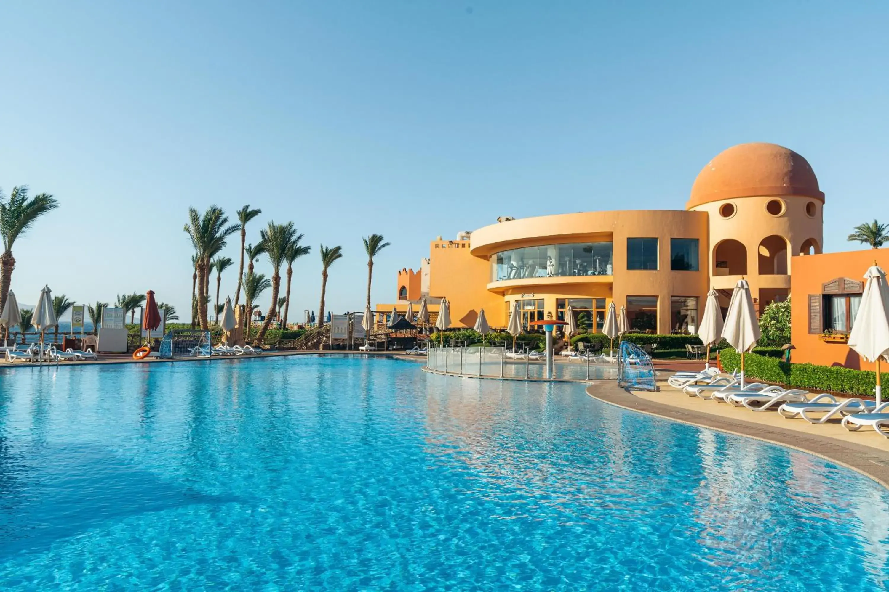 Swimming Pool in Nubian Island Hotel