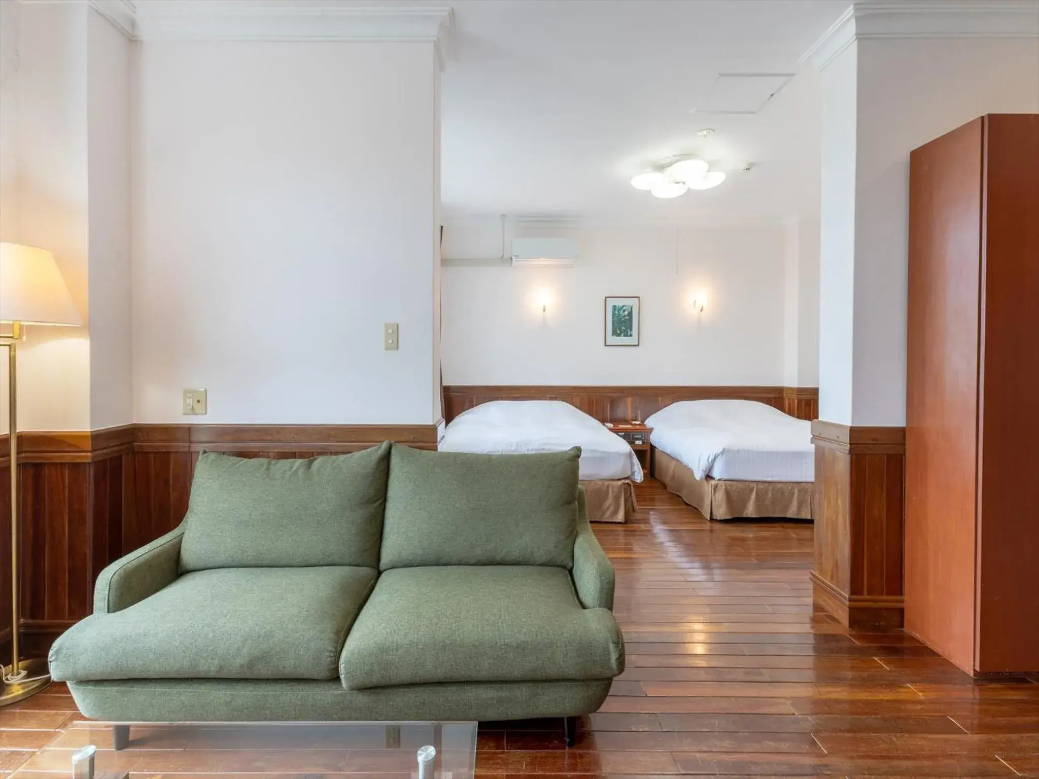 Photo of the whole room, Bed in Ada Garden Hotel Okinawa Photo of the whole room, Bed in Ada Garden Hotel Okinawa