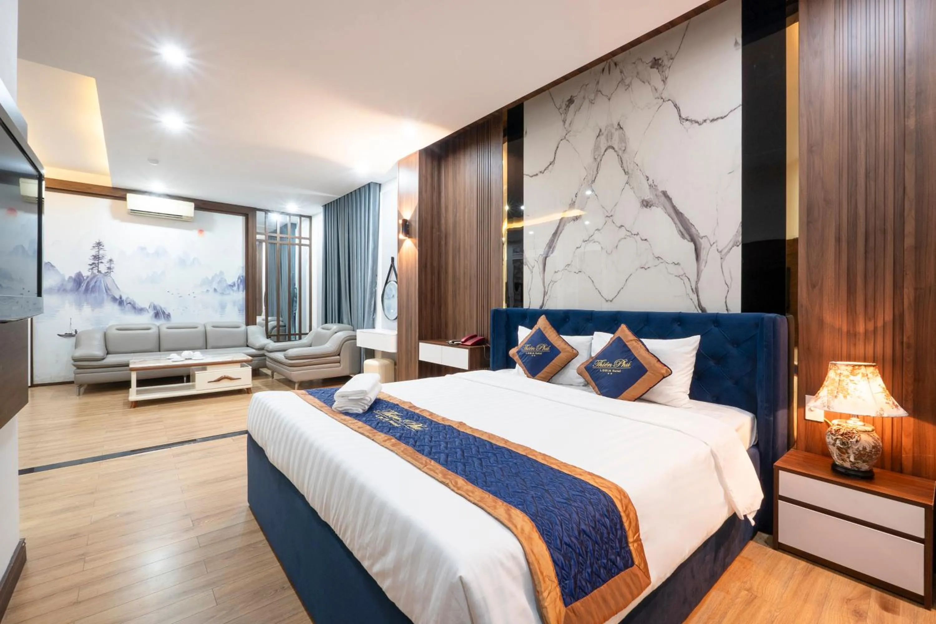 Photo of the whole room, Bed in Thien Phu Logia Hotel