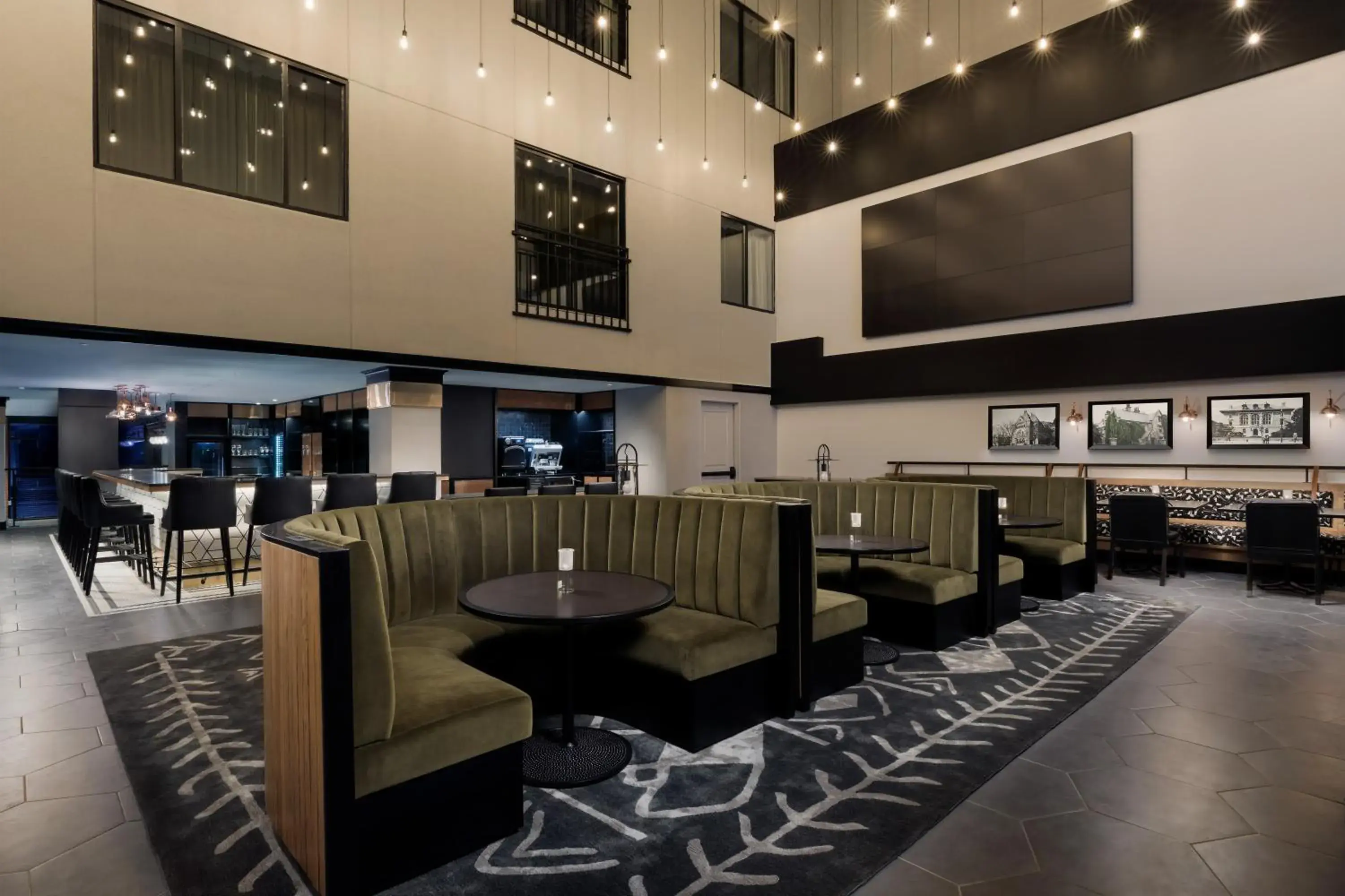 Restaurant/places to eat in The Arcadian Restaurant/places to eat in The Arcadian