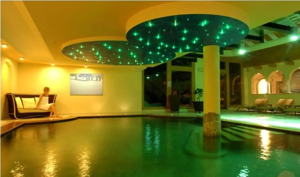 Spa and wellness centre/facilities in Hotel Scoiattolo