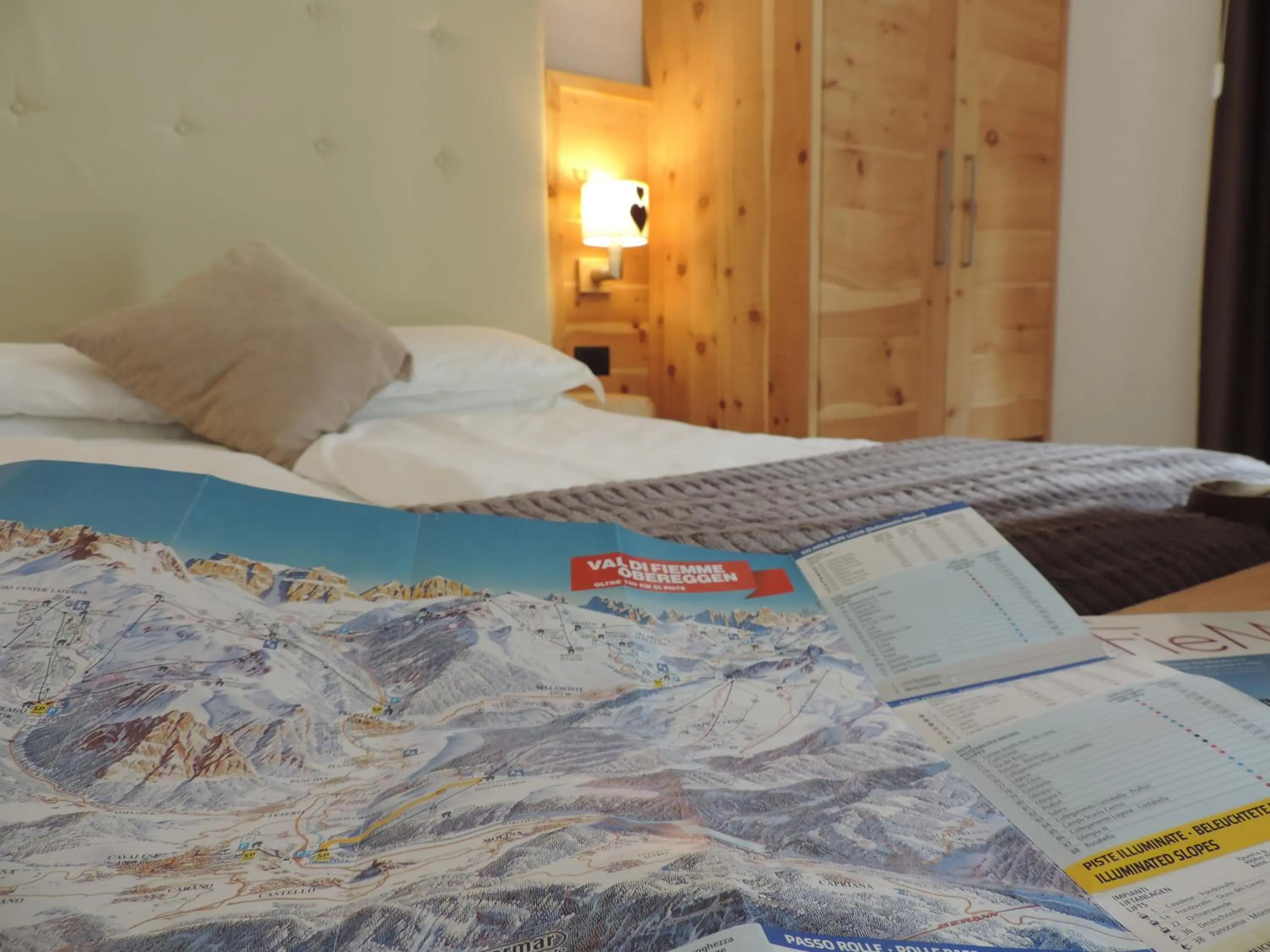 Bed in Hotel Scoiattolo