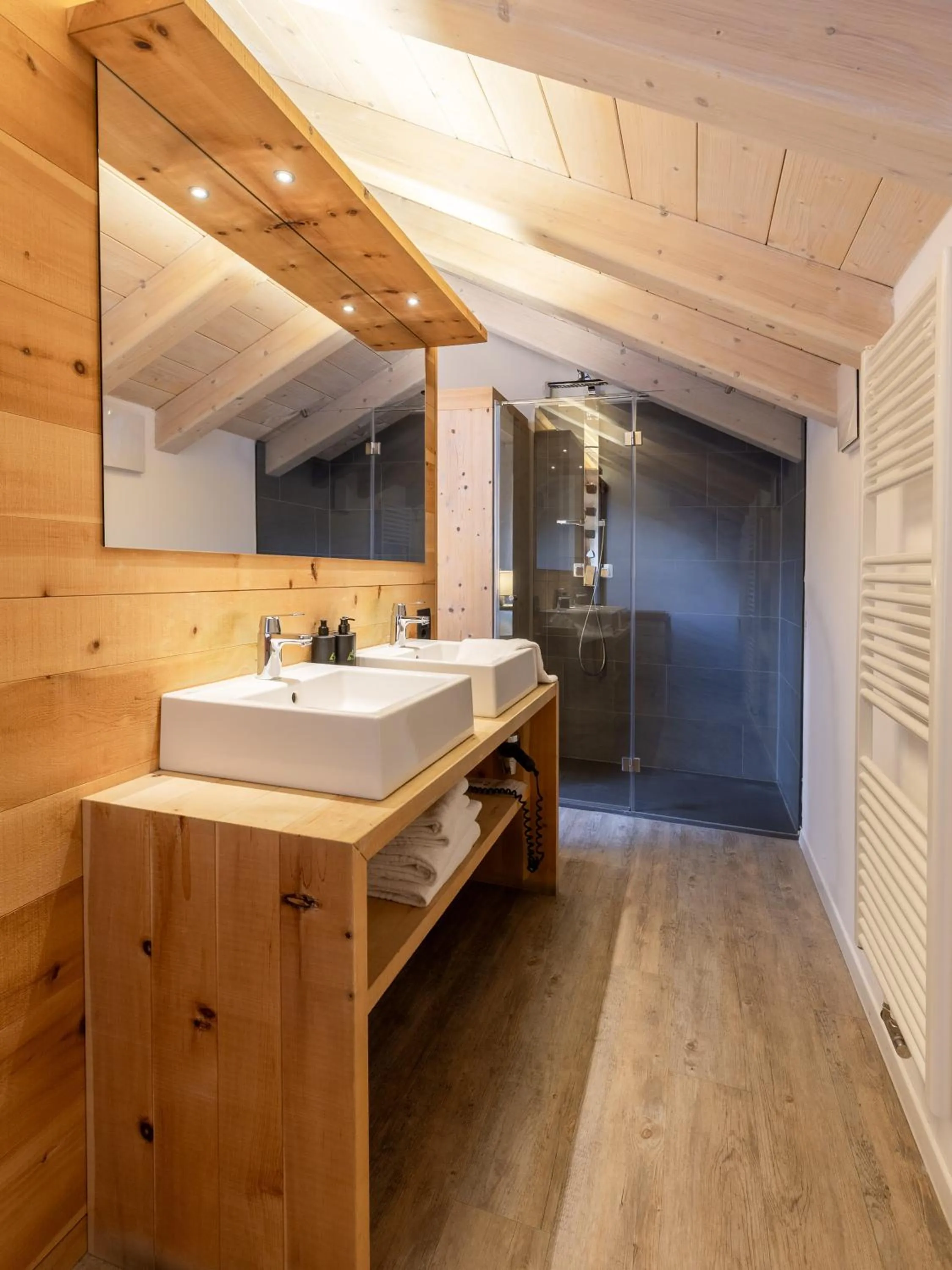 Bathroom in Hotel Scoiattolo