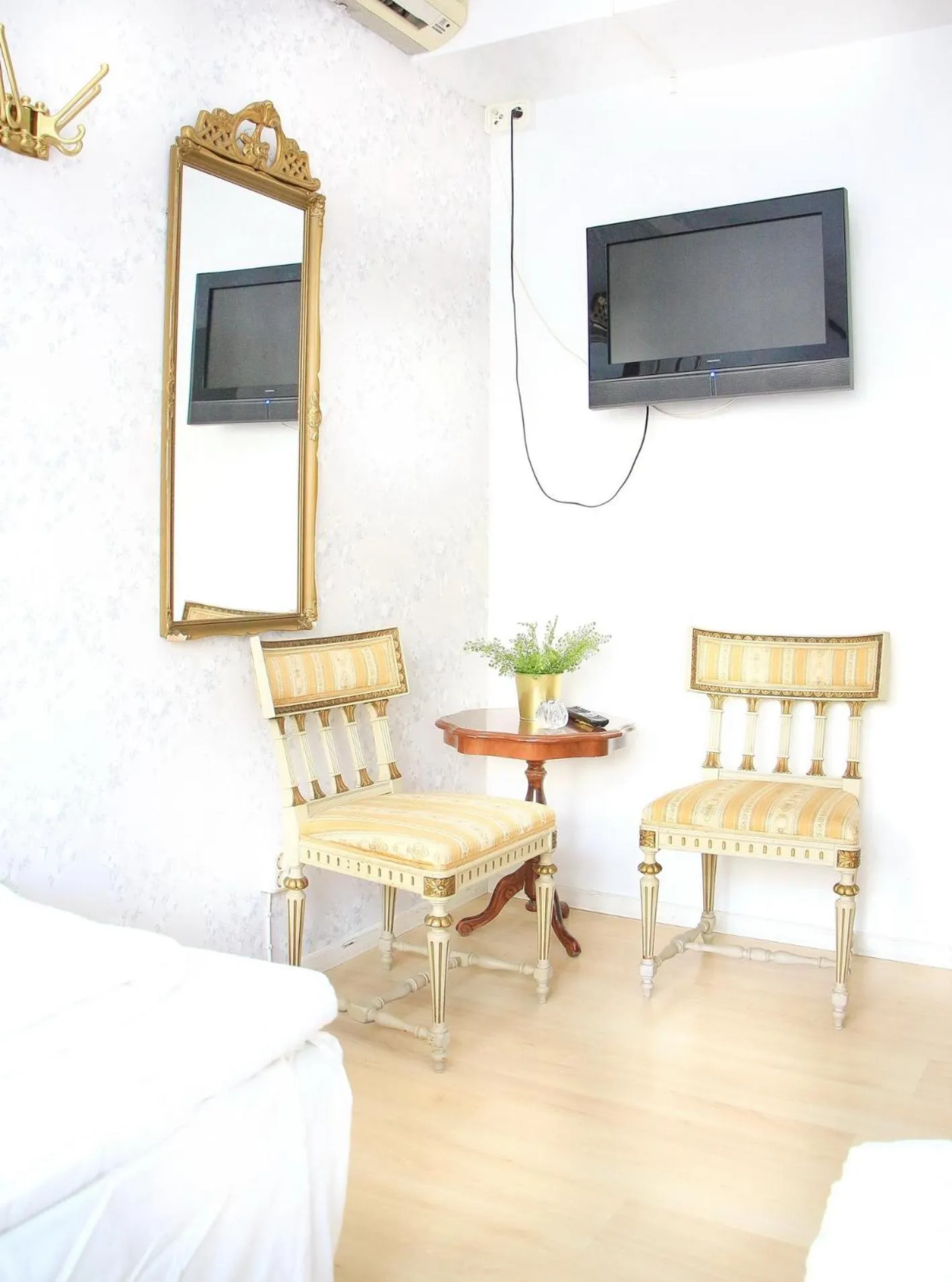 Bed in Rut & Ragnars Vandrarhem