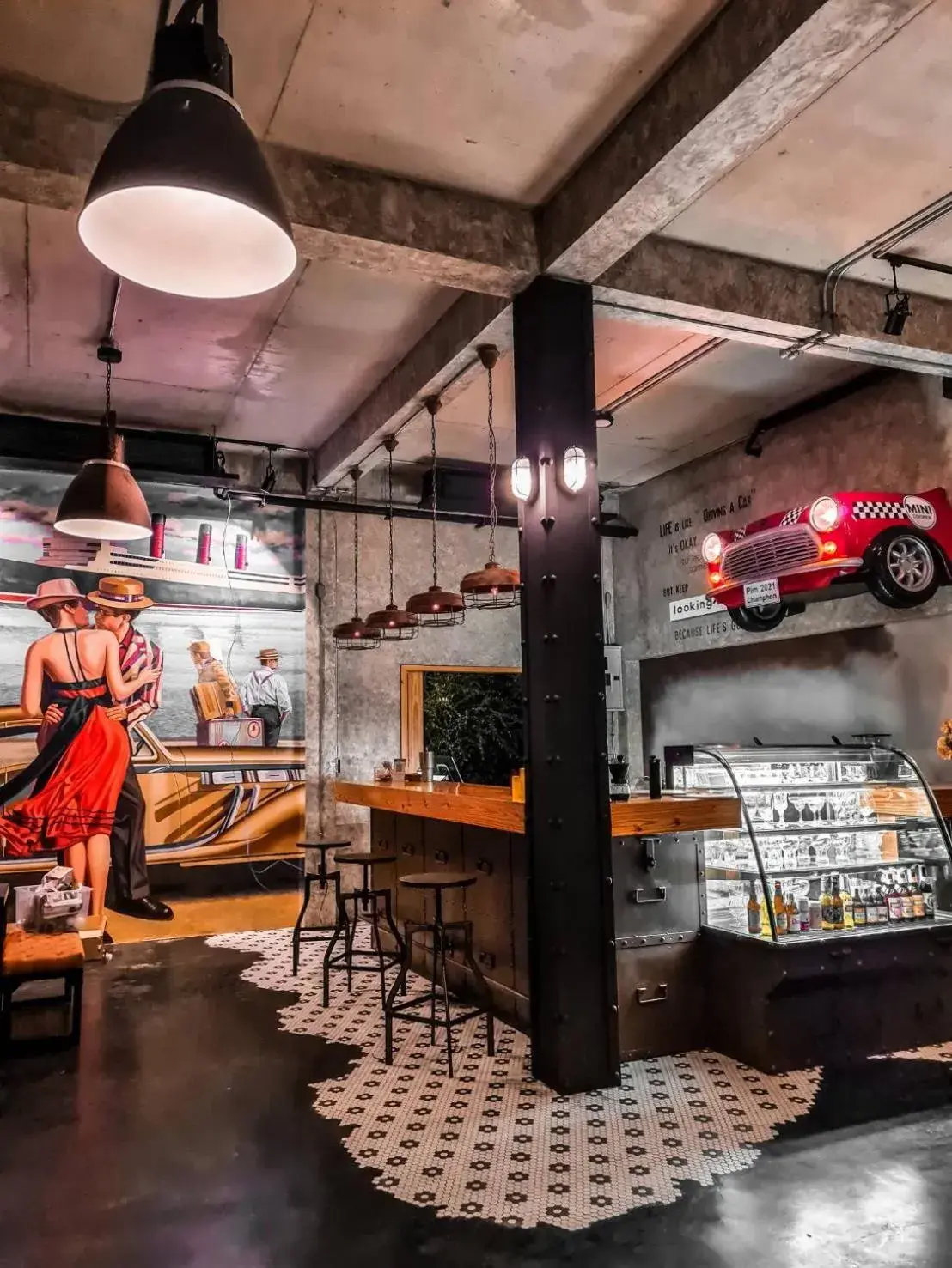 Restaurant/places to eat in Saphli Villa Restaurant/places to eat in Saphli Villa