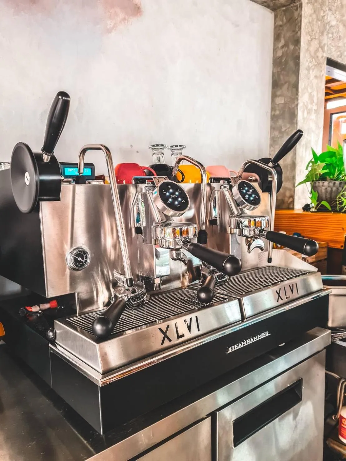 Restaurant/places to eat in Saphli Villa