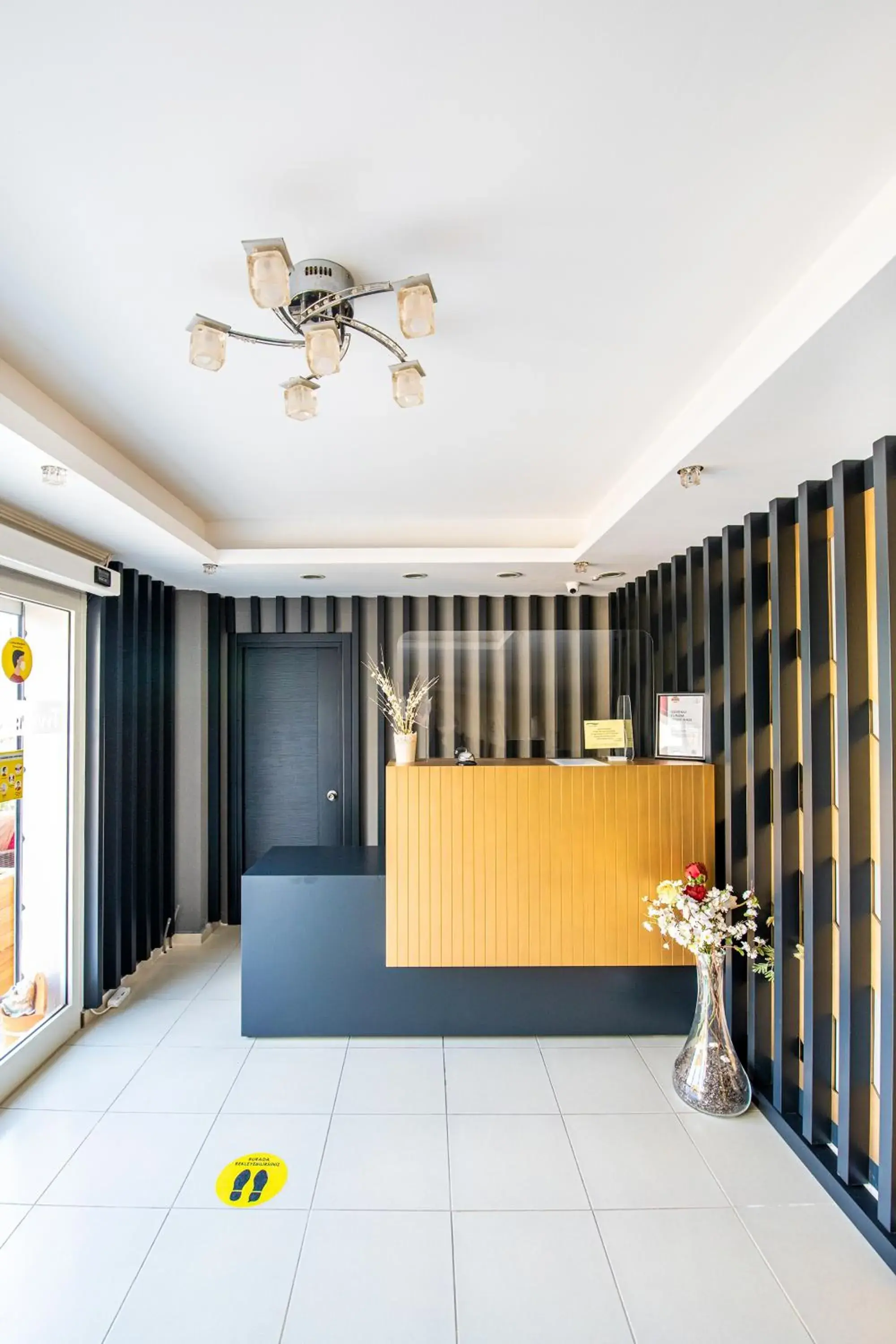 Lobby or reception in Twins Hotel Çeşme Lobby or reception in Twins Hotel Çeşme