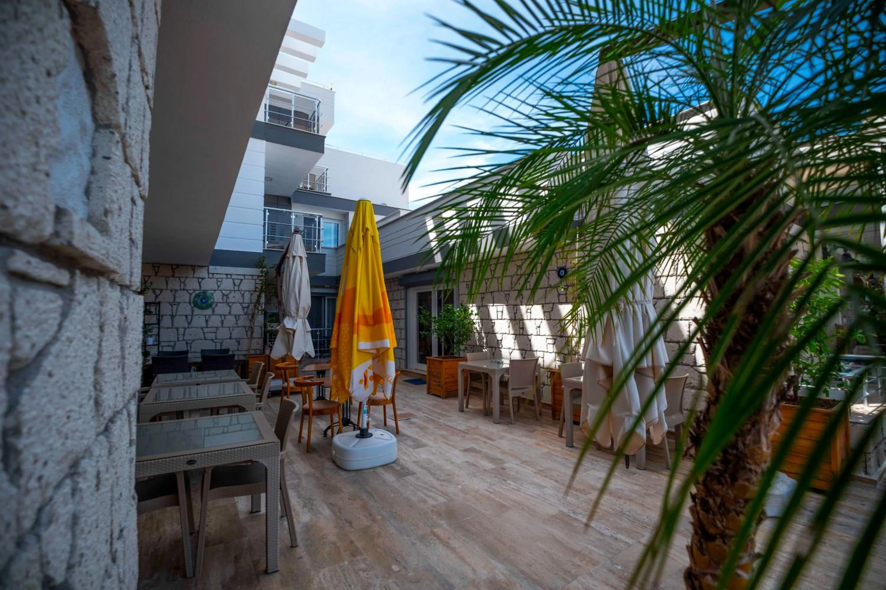 Inner courtyard view in Twins Hotel Çeşme