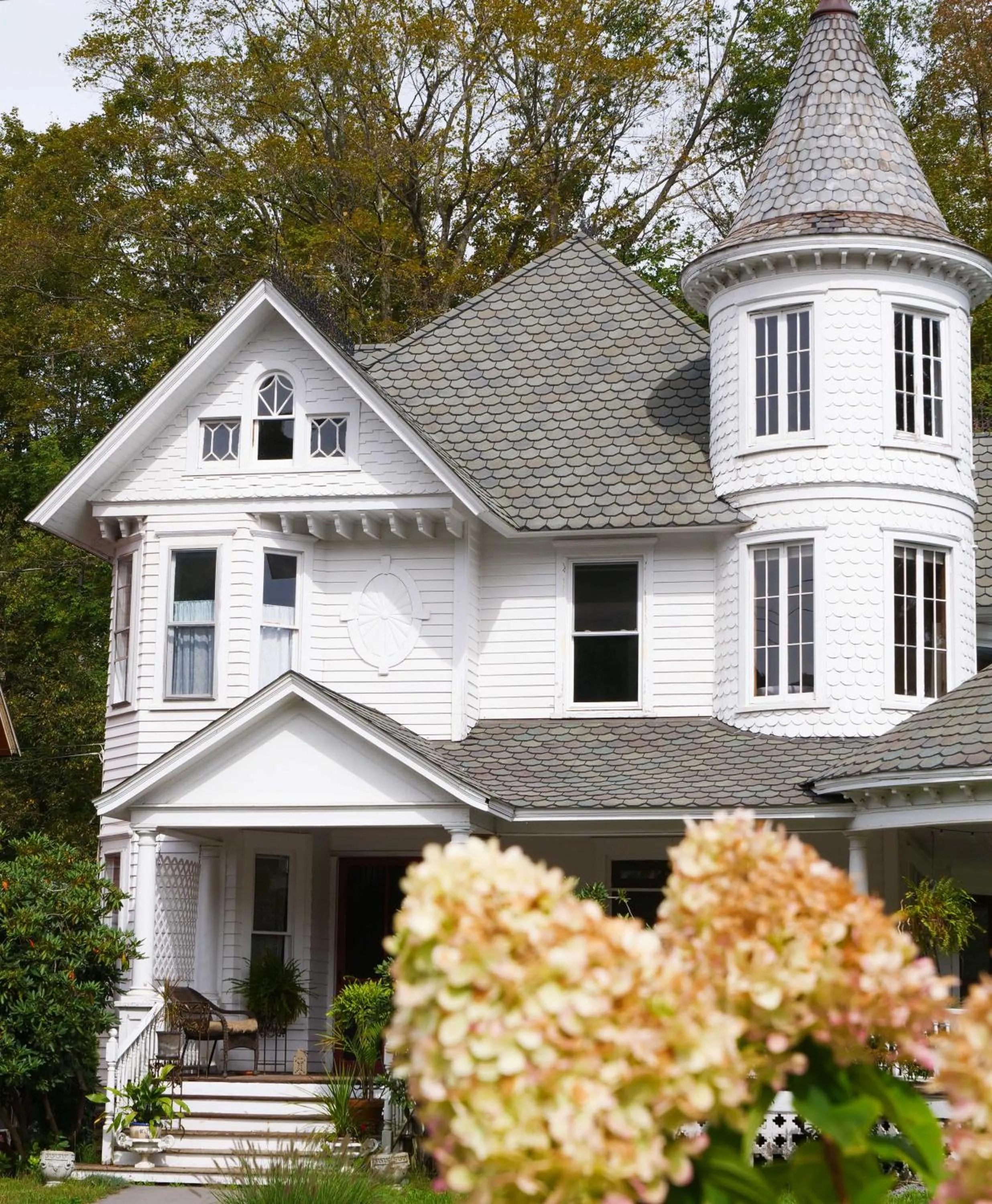 Property building in Shadowcrest