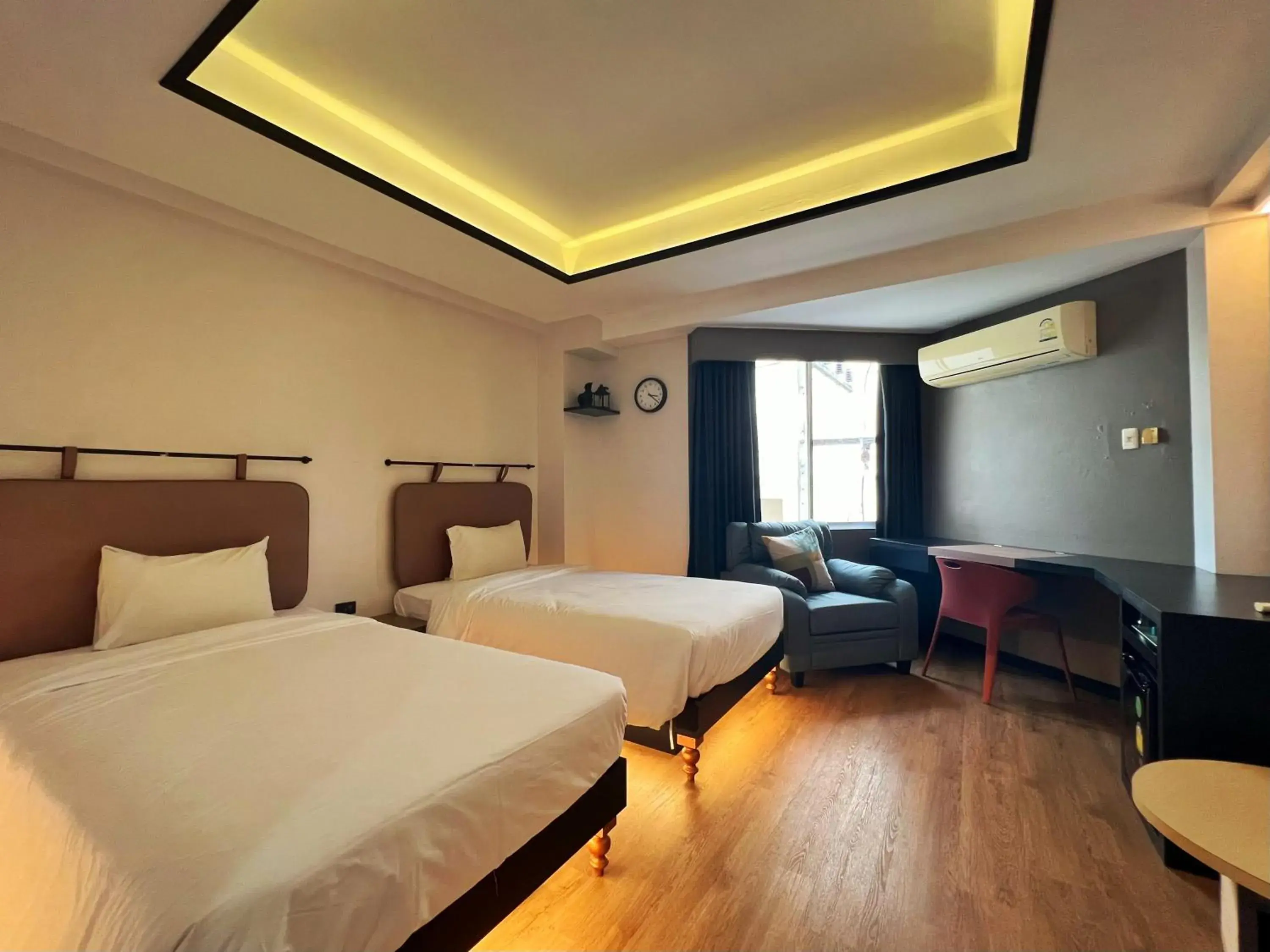 Bedroom in Prs Hotel