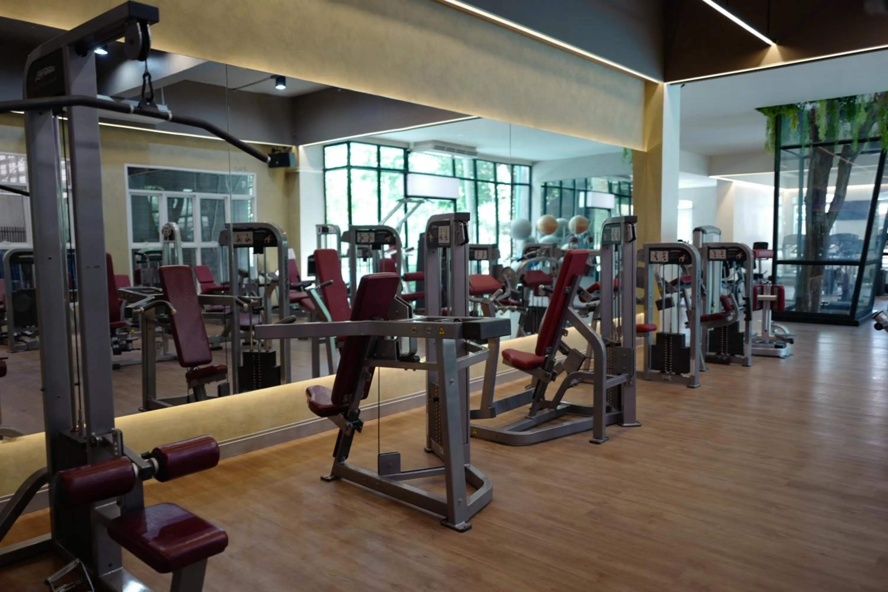 Fitness centre/facilities in PRS Hotel Pattaya
