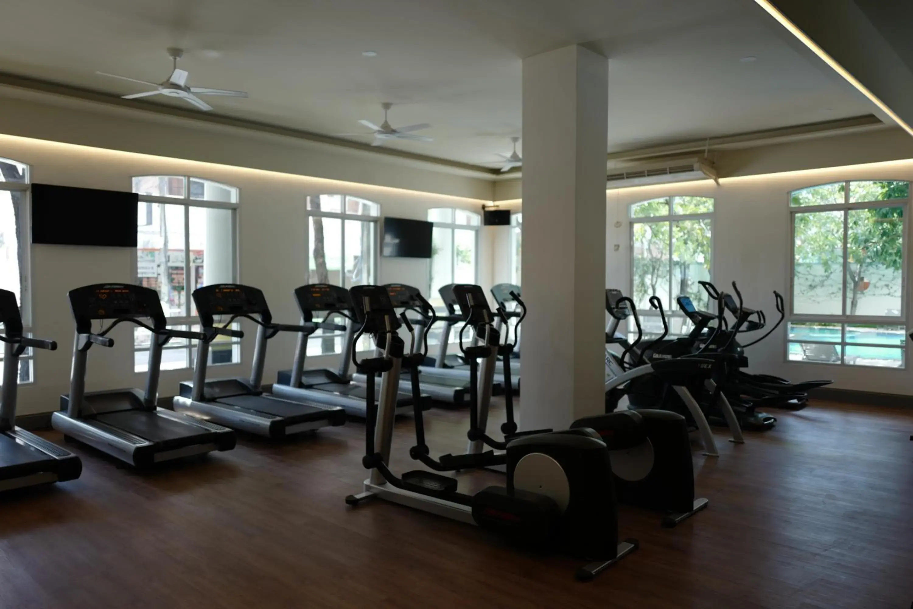 Fitness centre/facilities, Fitness Center/Facilities in Prs Hotel