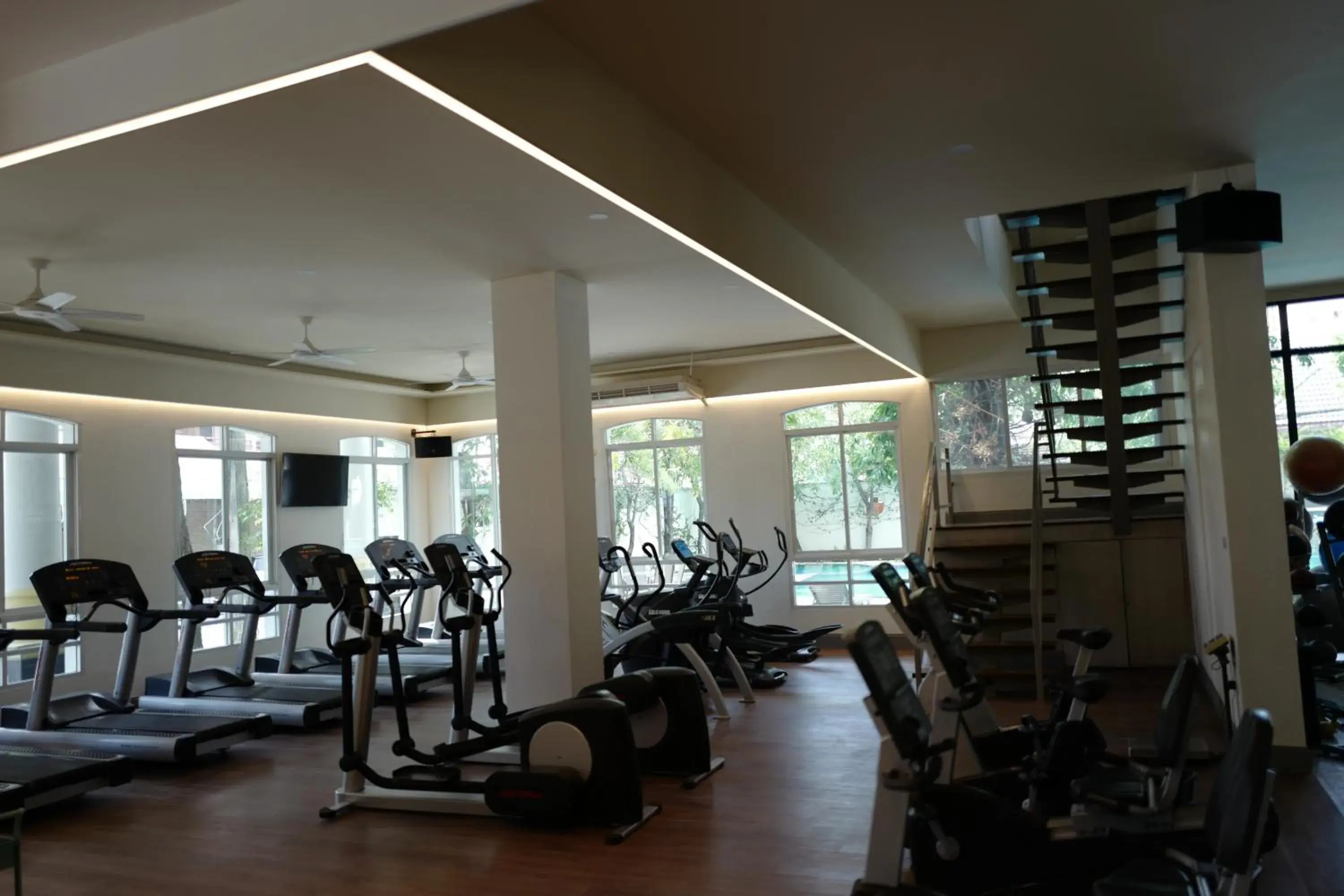 Fitness centre/facilities, Fitness Center/Facilities in Prs Hotel