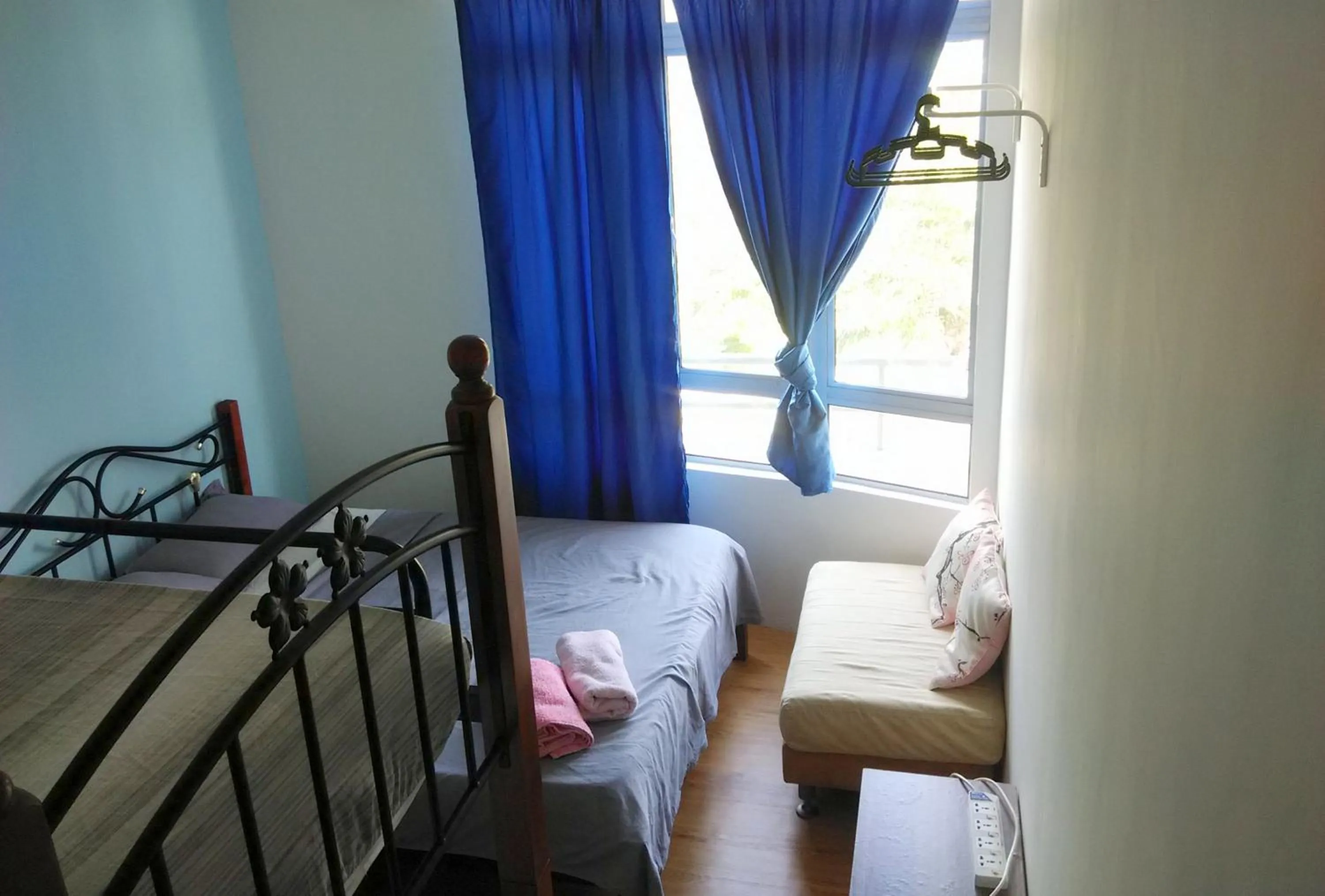 Bedroom, Bed in Moon Eleven Hostel Near Klia & Klia2