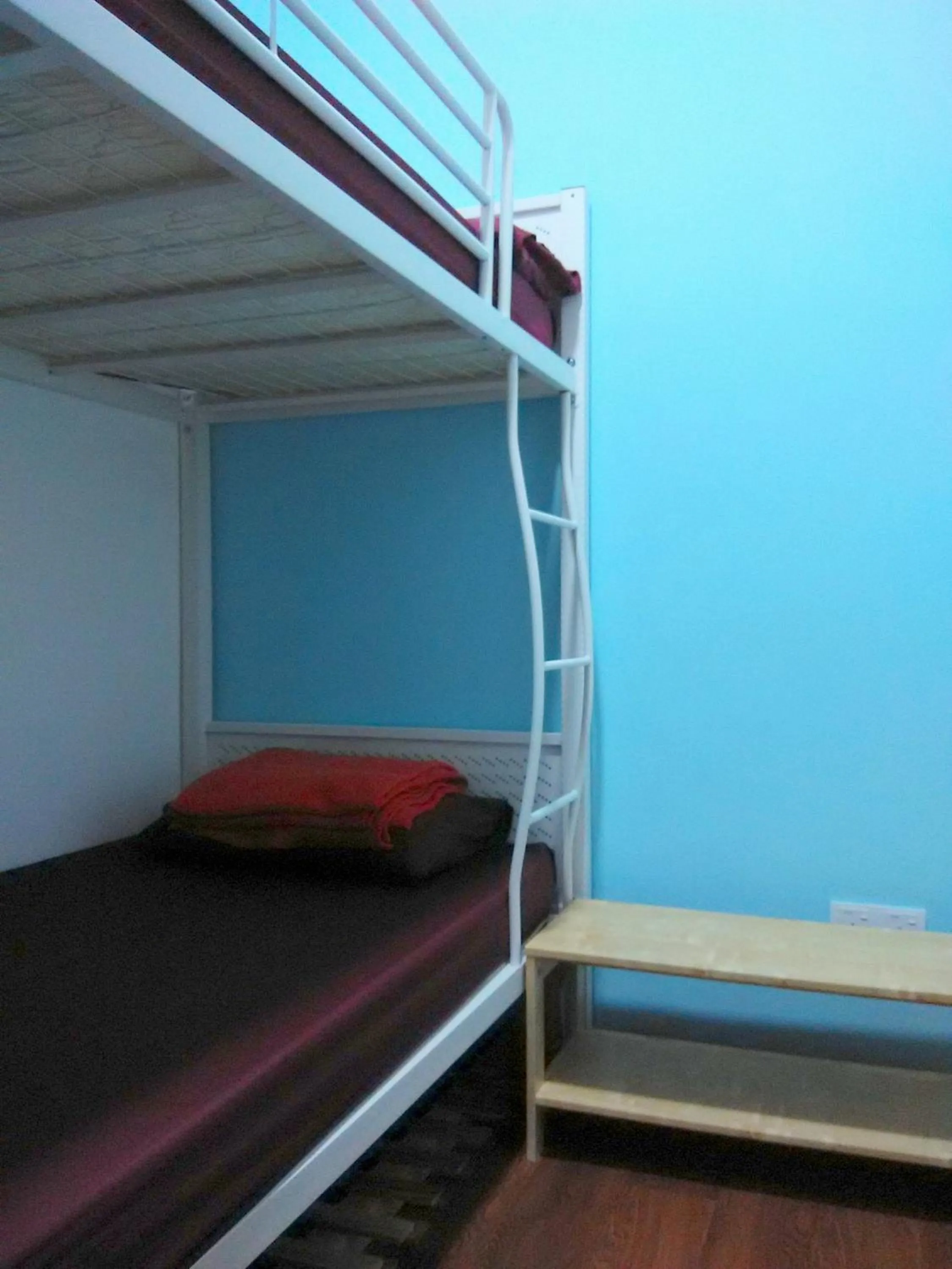bunk bed, Bed in Moon Eleven Hostel Near Klia & Klia2