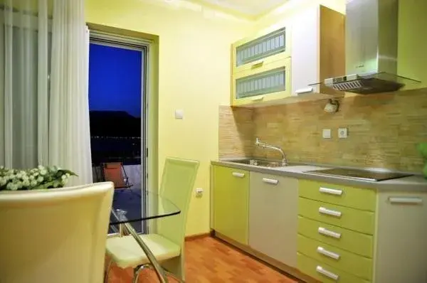 Studio with Sea View (2 Adults) in Villa Mare Apartments Studio with Sea View (2 Adults) in Villa Mare Apartments