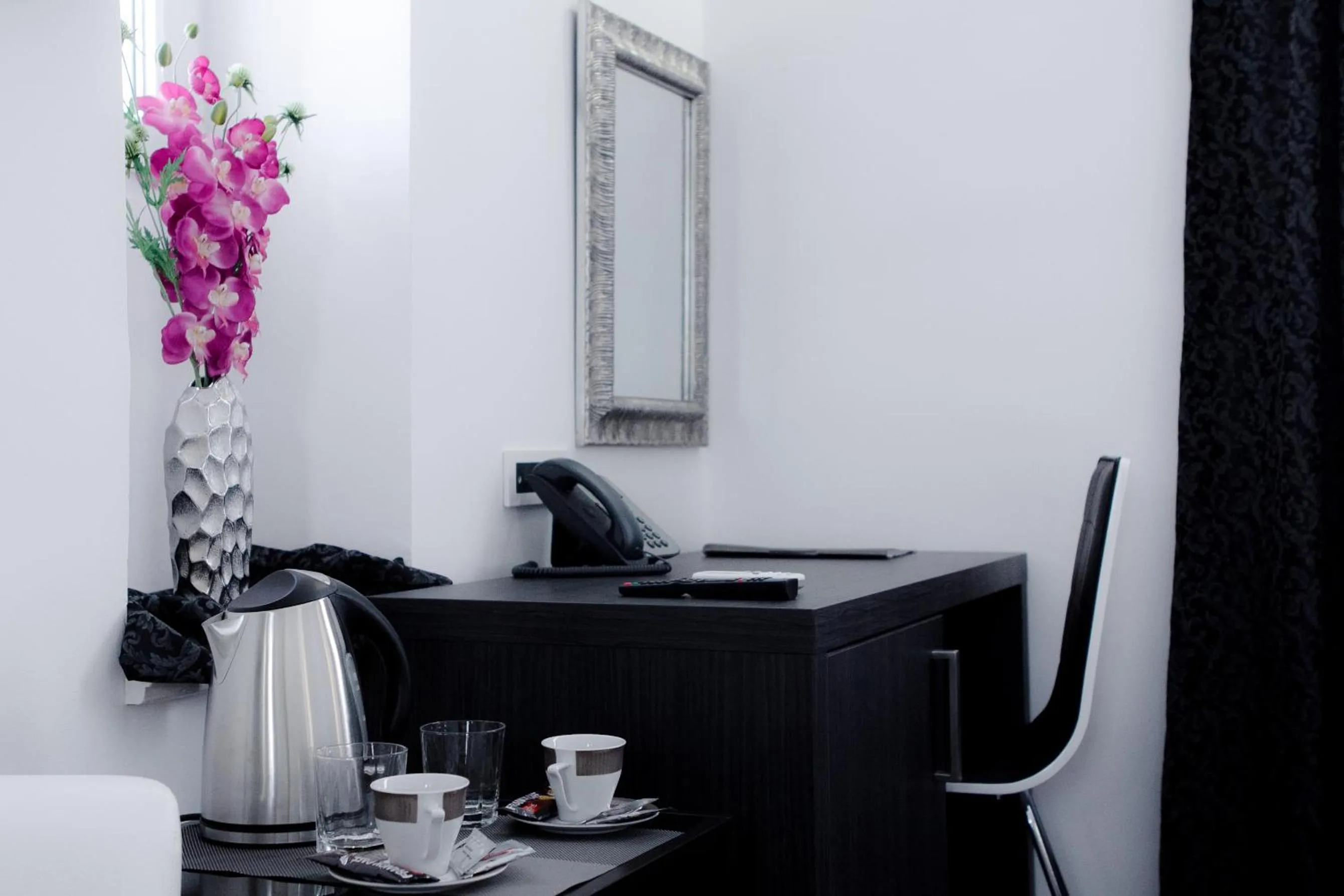 Coffee/tea facilities in Sleep Split