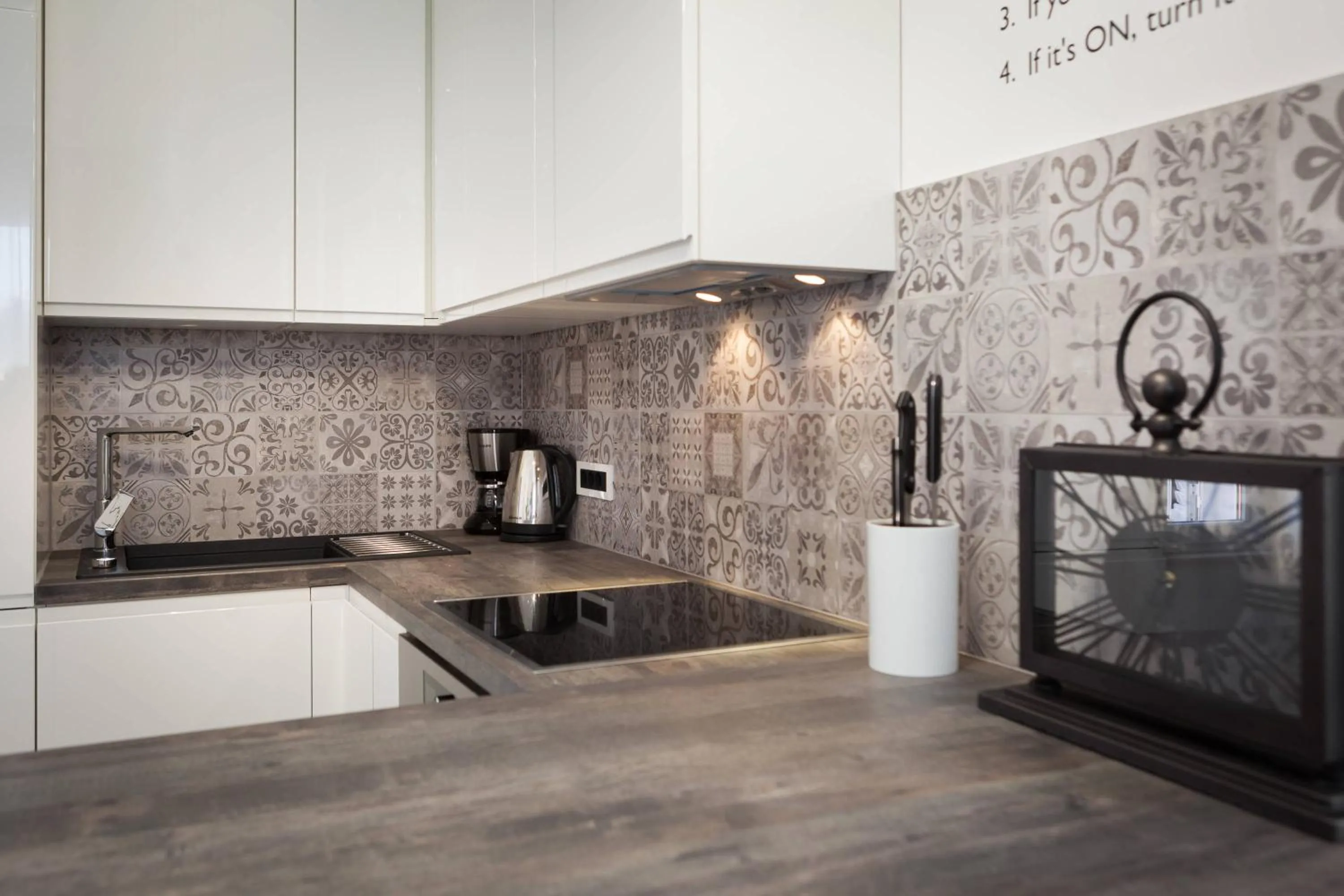 Kitchen or kitchenette in Sleep Split