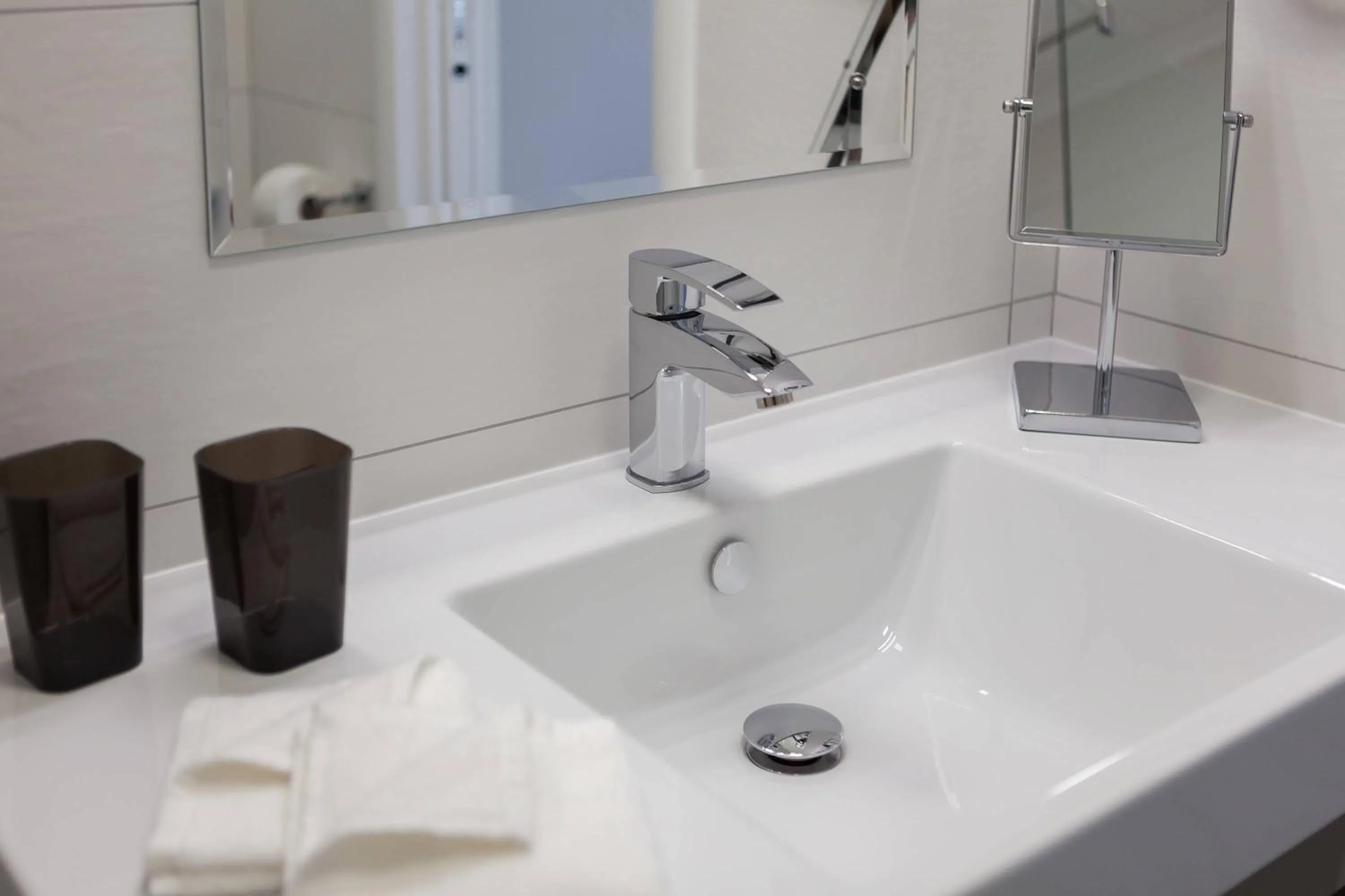 Toilet in Sleep Split