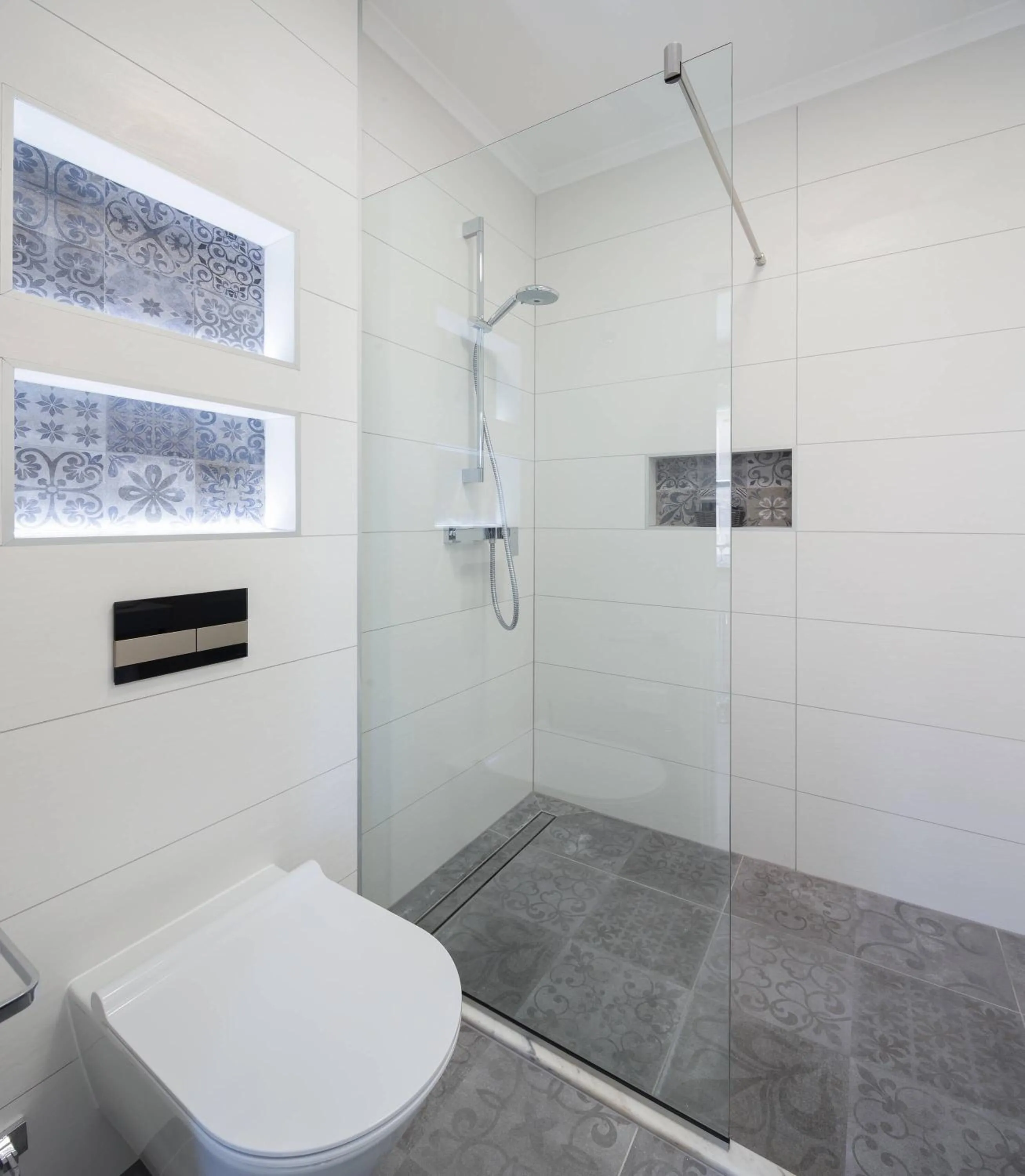 Shower in Sleep Split