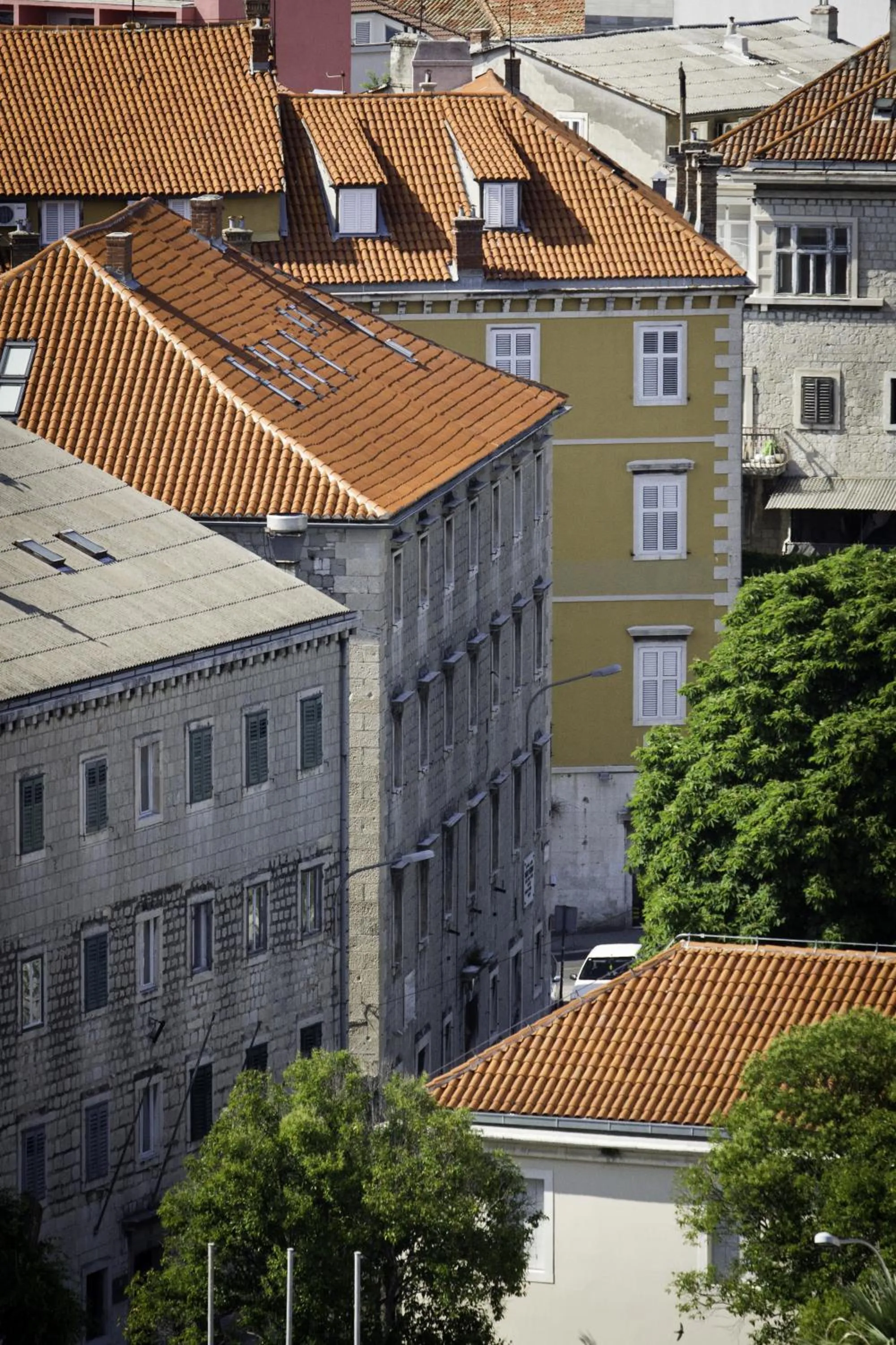 Facade/entrance in Sleep Split