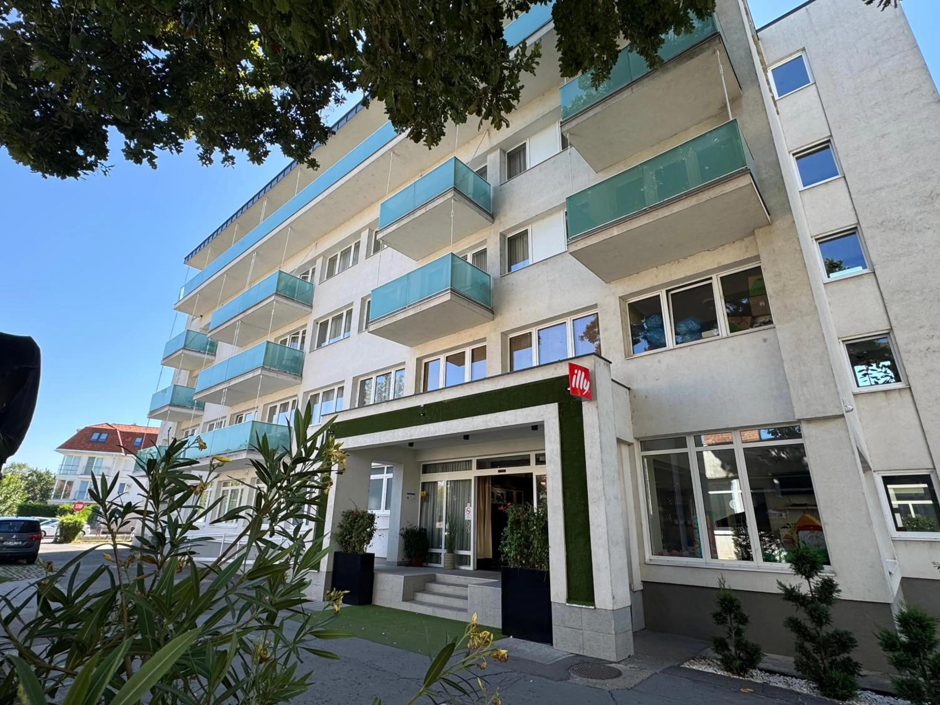 Property building in Hotel Aurum Family "A"