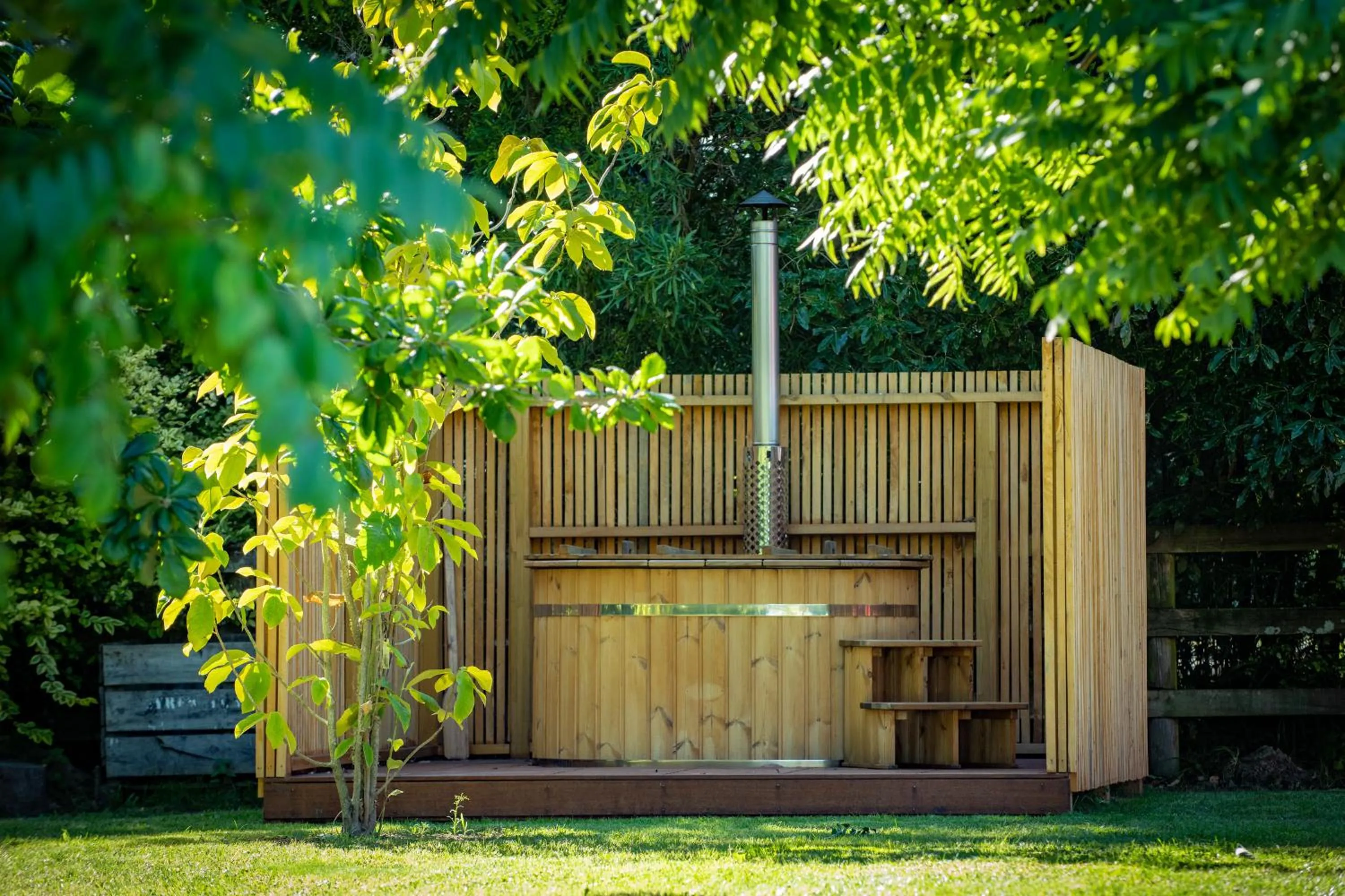 Spring in River Road Retreat