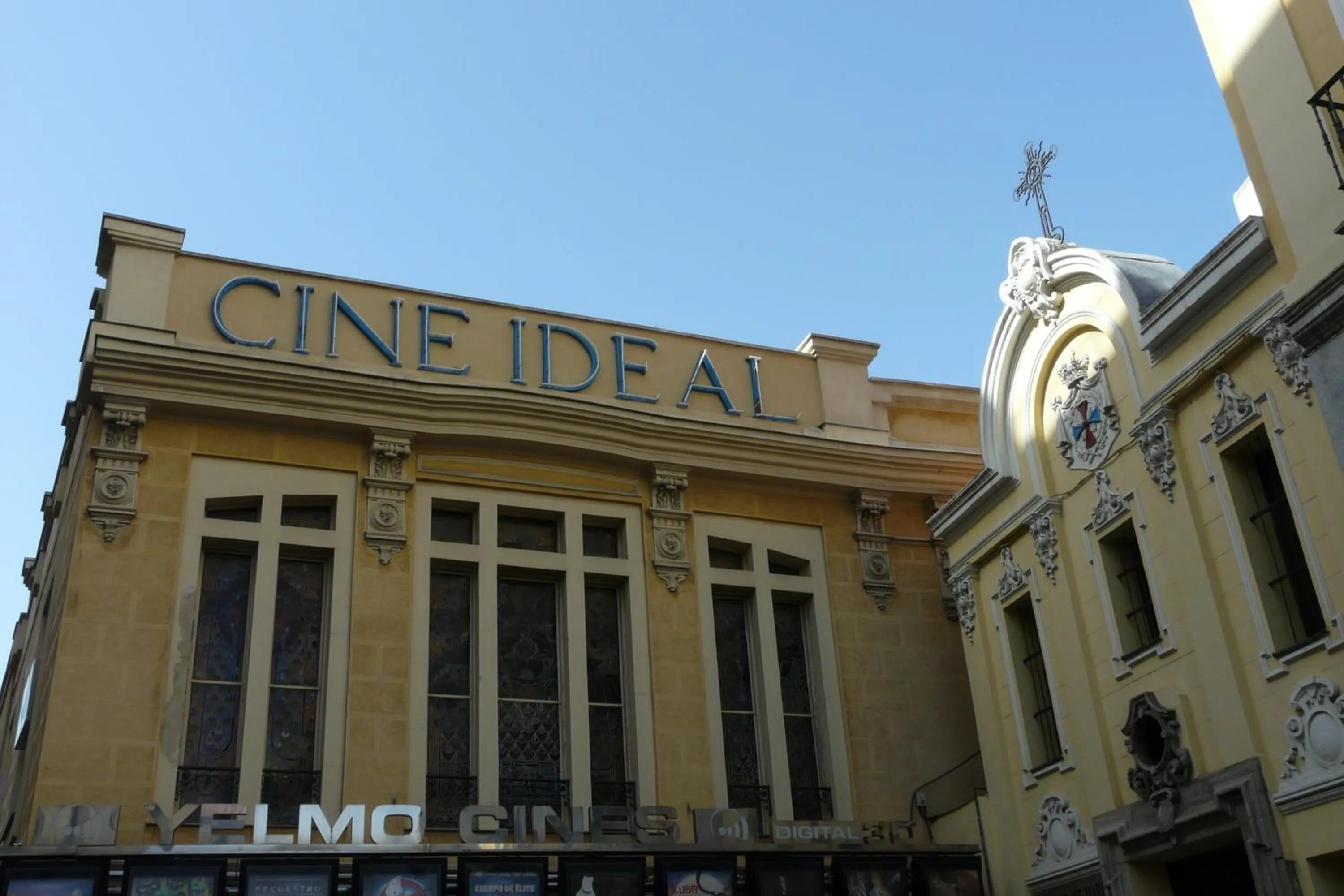 Neighbourhood in Alvaro Residencia