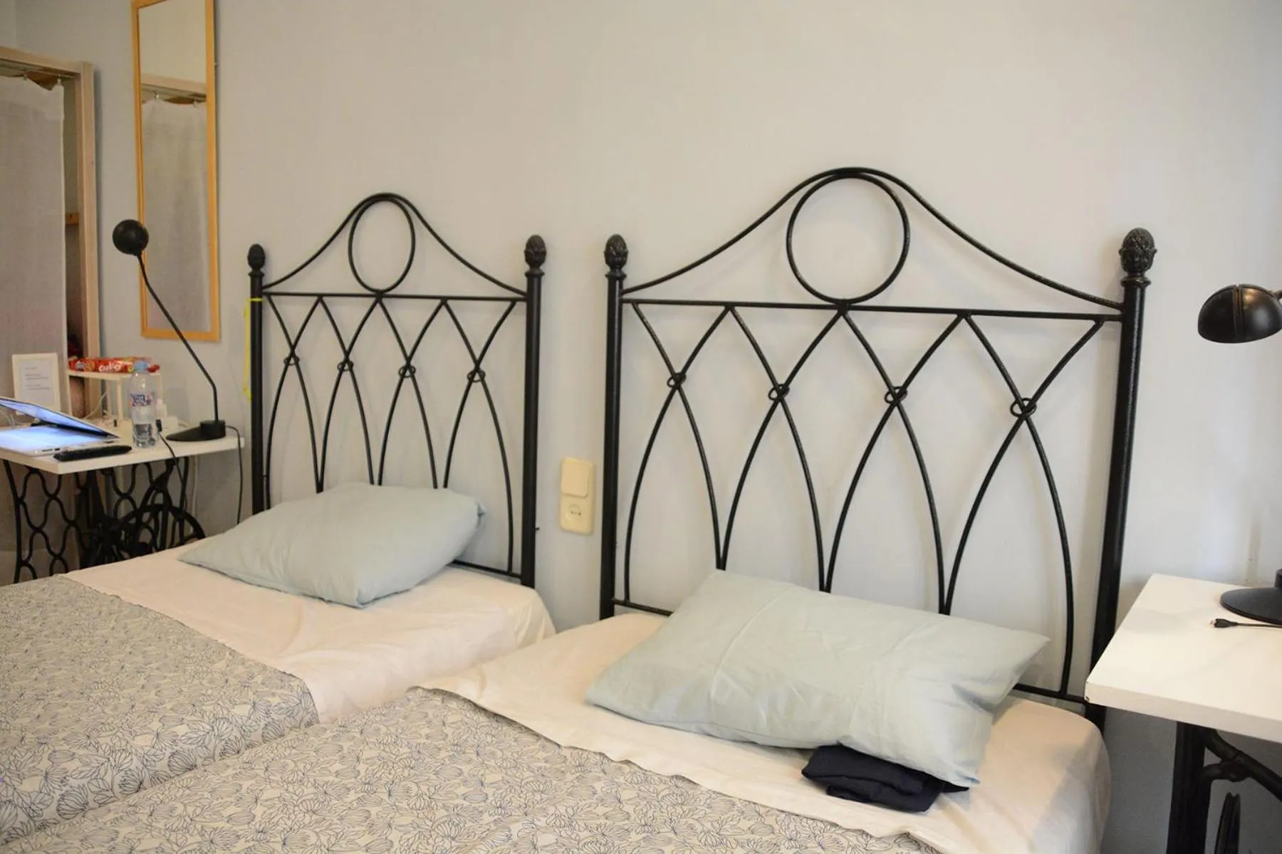 Photo of the whole room in Alvaro Residencia