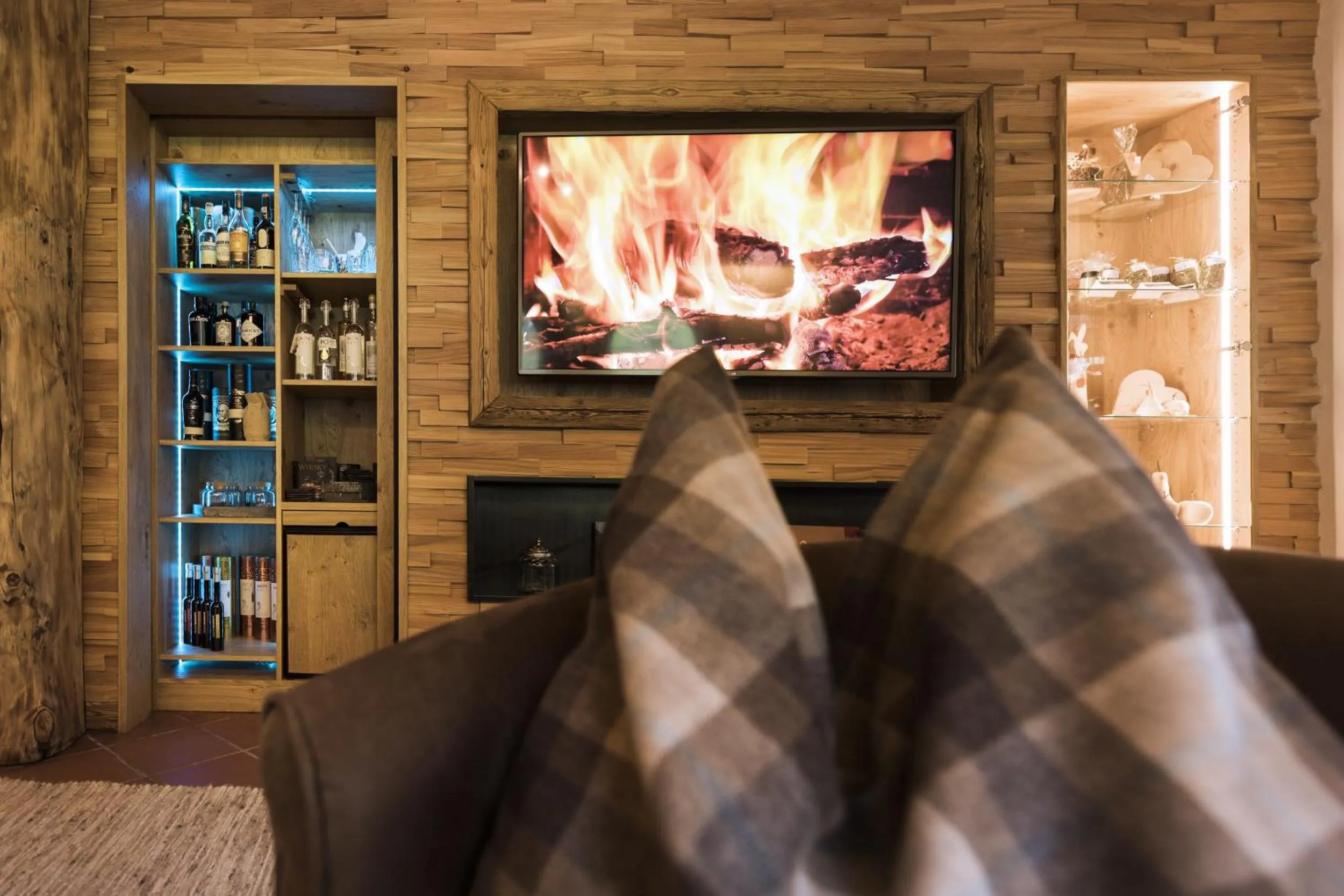 Communal lounge/ TV room in Sepp & Hannis Suiten im Dorf