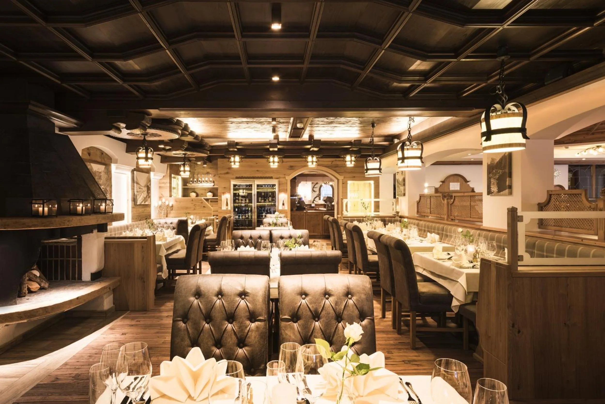 Restaurant/places to eat in Sepp & Hannis Suiten im Dorf