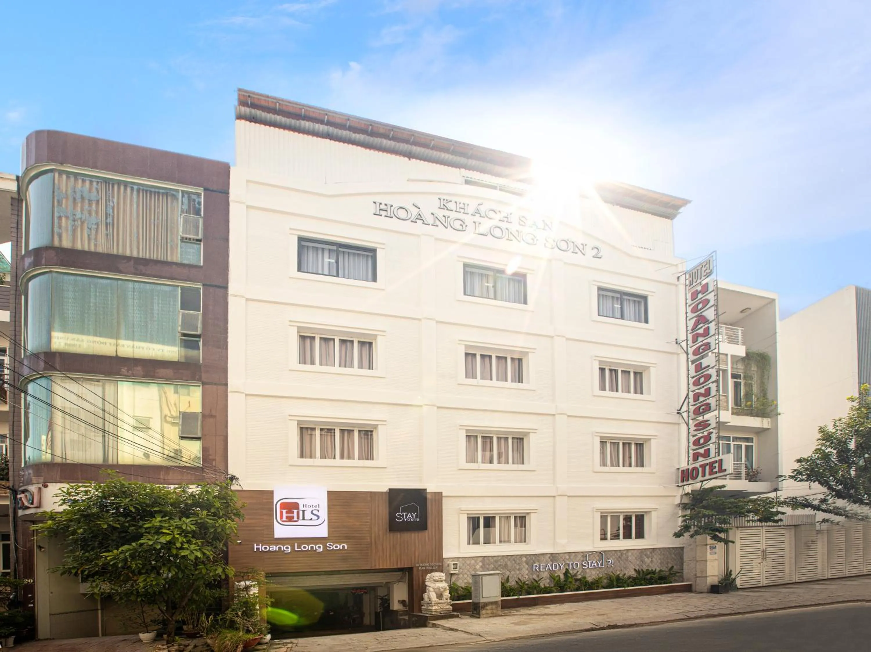 Property building in Hoang Long Son 2