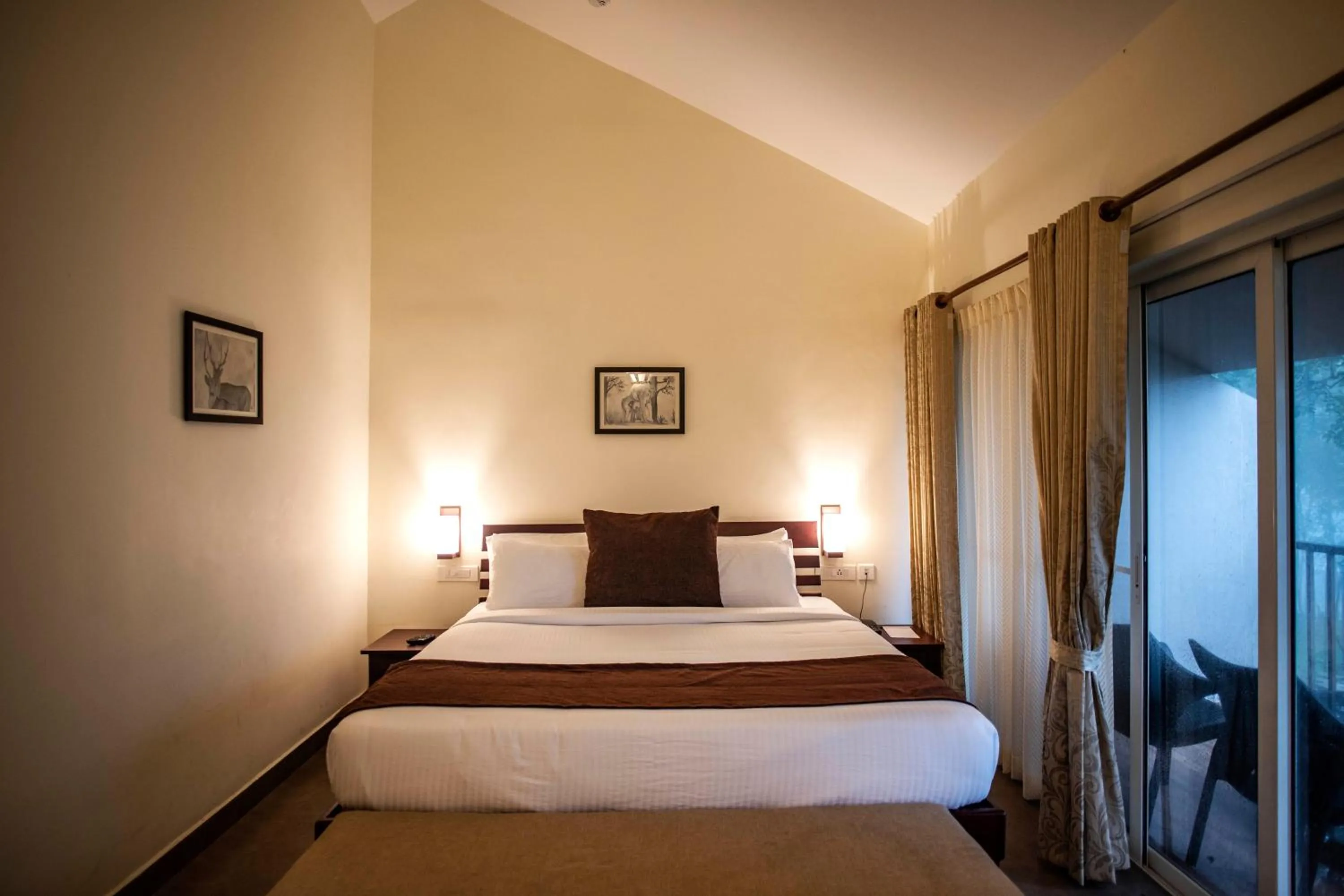 Bed in Abad Brookside Wayanad