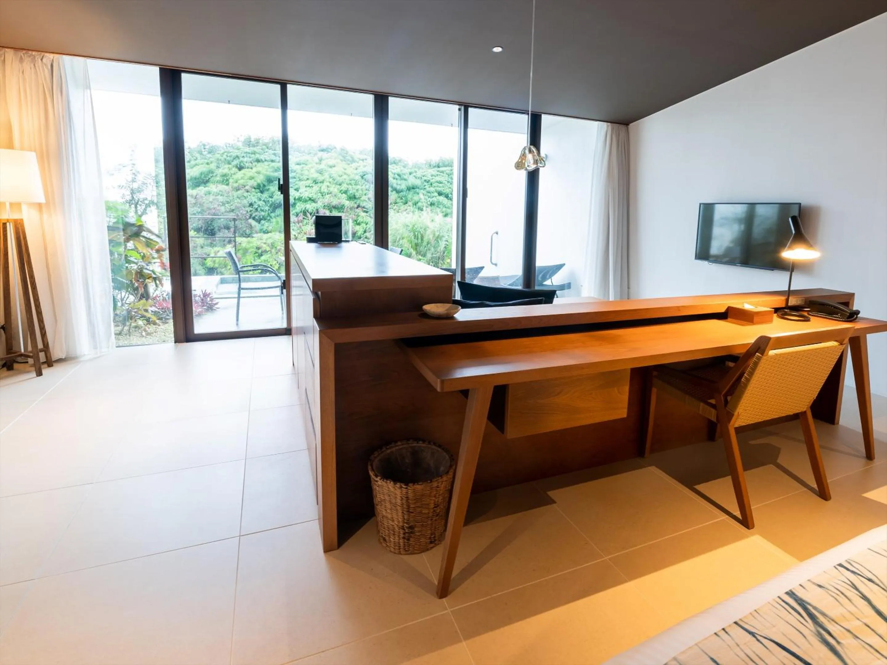 Photo of the whole room in The Rescape