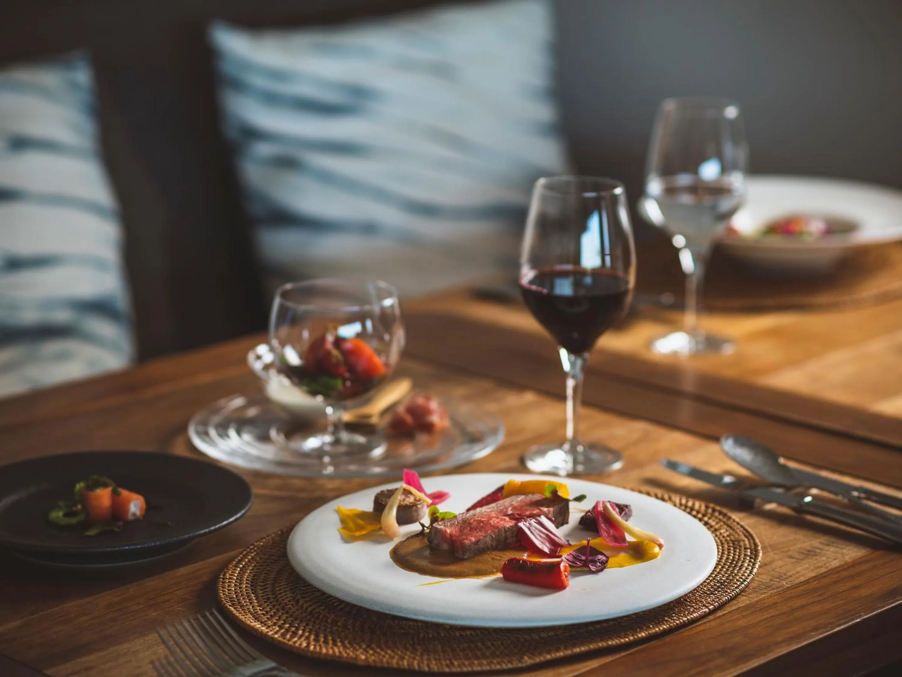 Restaurant/places to eat in The Rescape