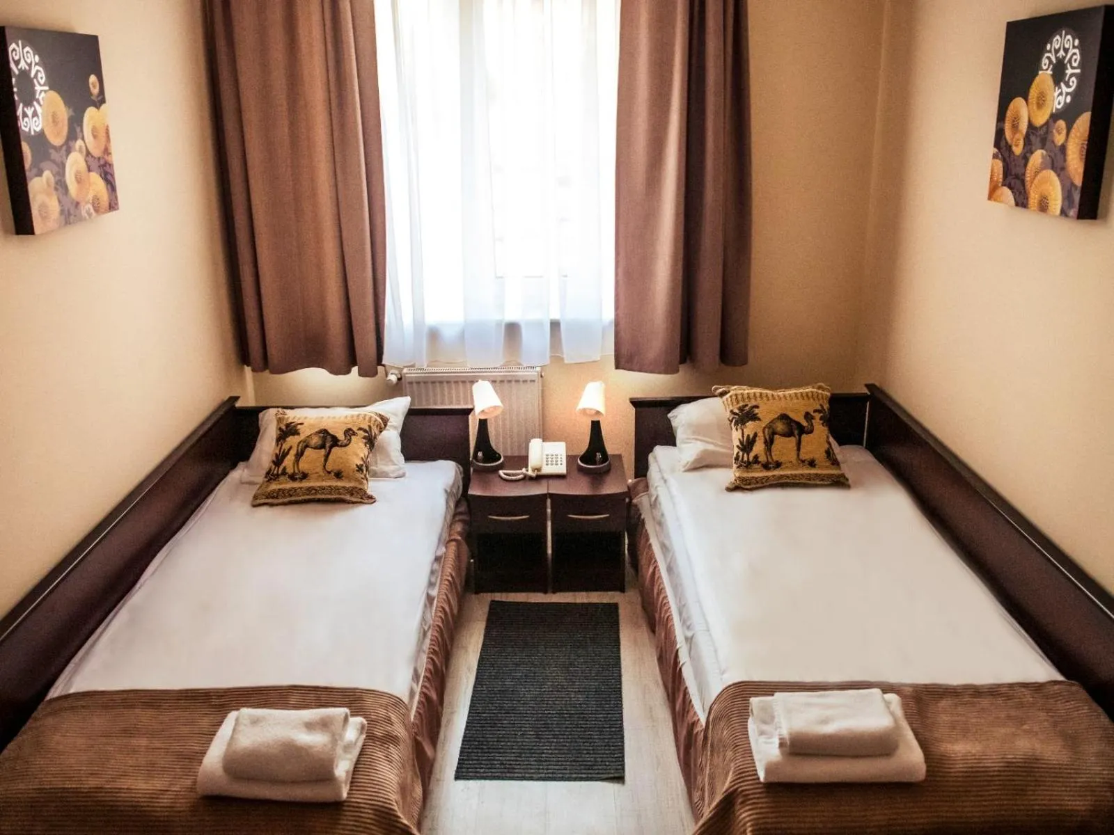 Economy Twin Room in Hotel Feniks