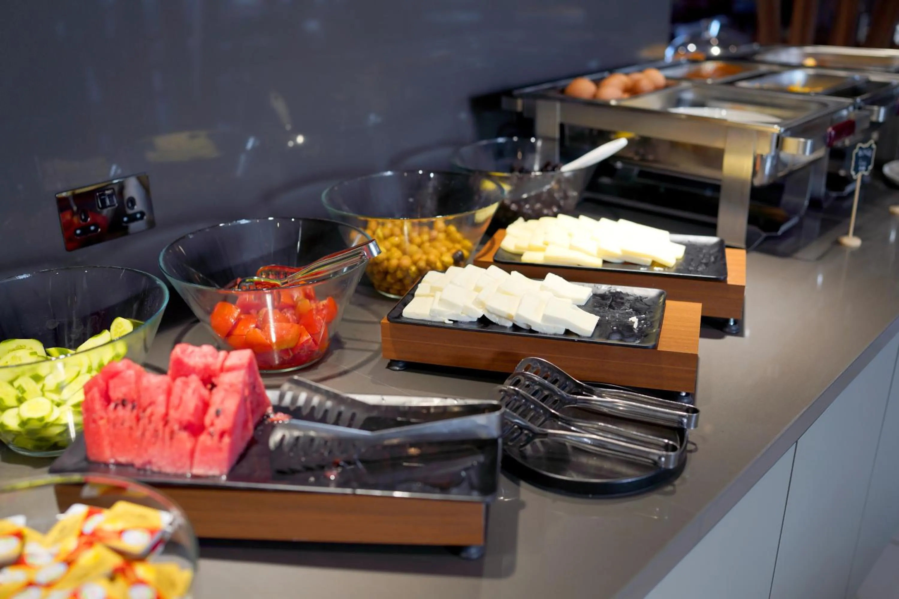 Food and drinks in Sky Roof Hotel