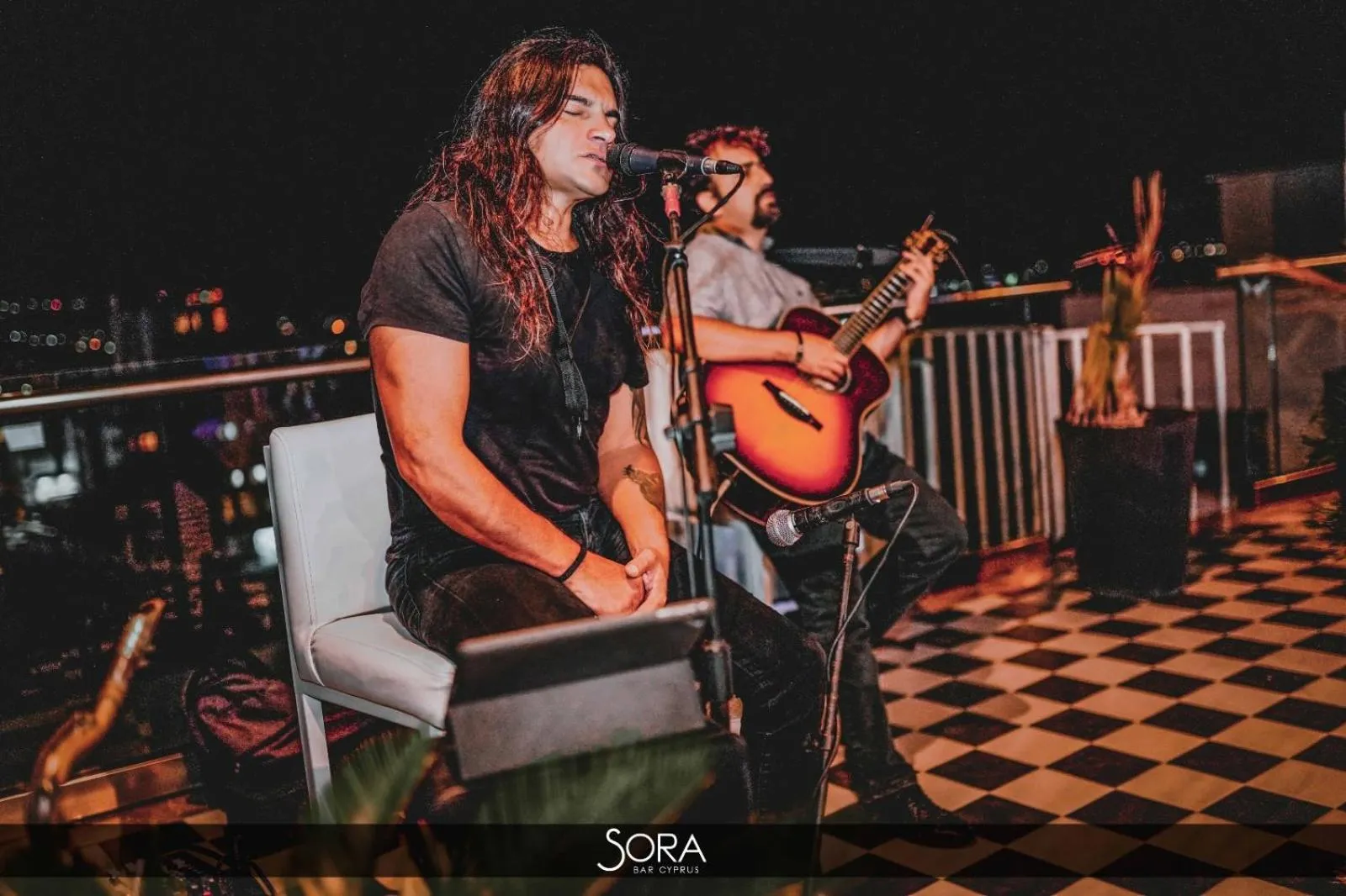 Lounge or bar in Sky Roof Hotel