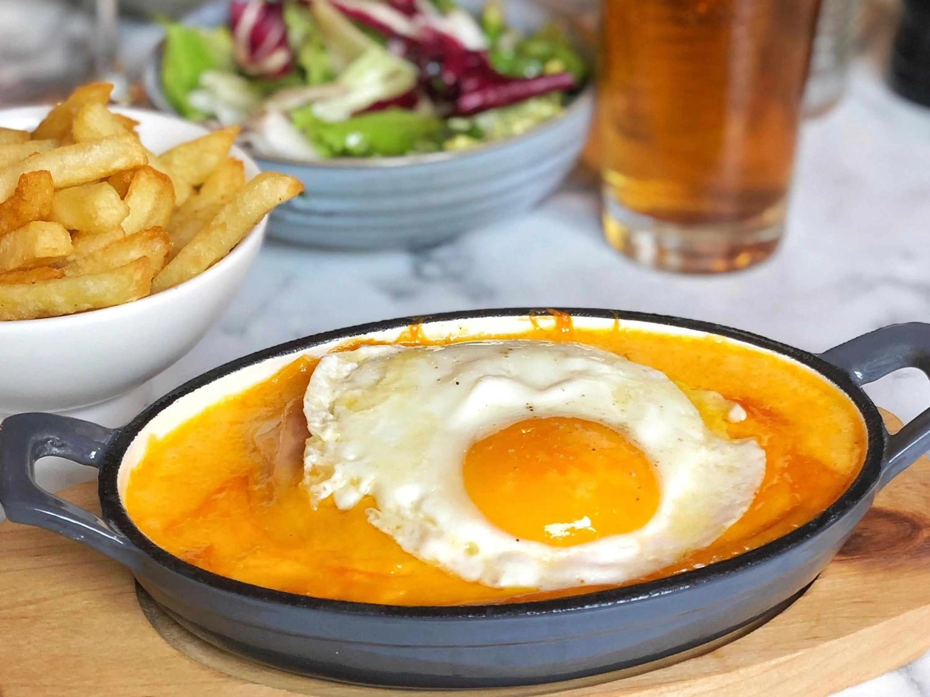 Restaurant/places to eat in ibis Saint-Omer Centre