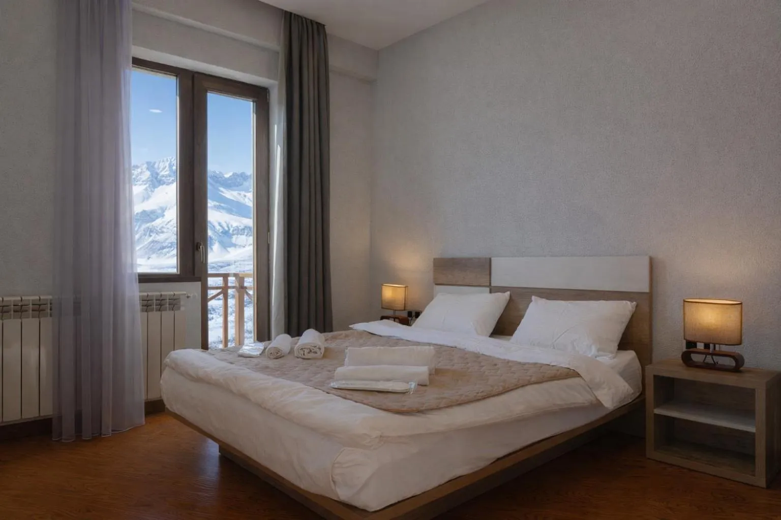 Bed in Ereto Hotel by SnowTime